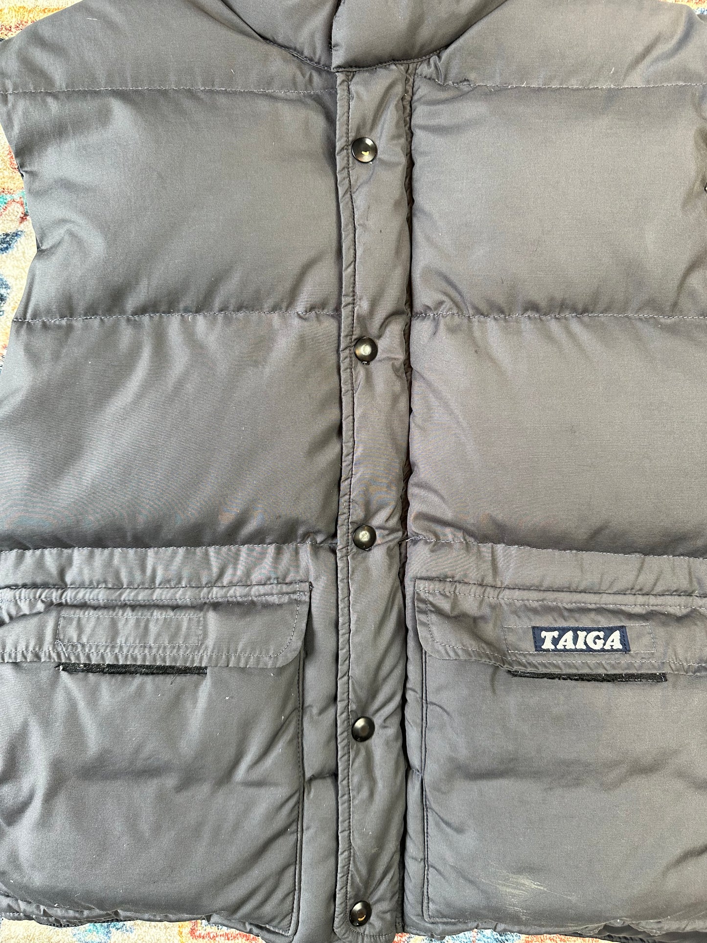 90s Taiga Grey Puffer Vest - L
