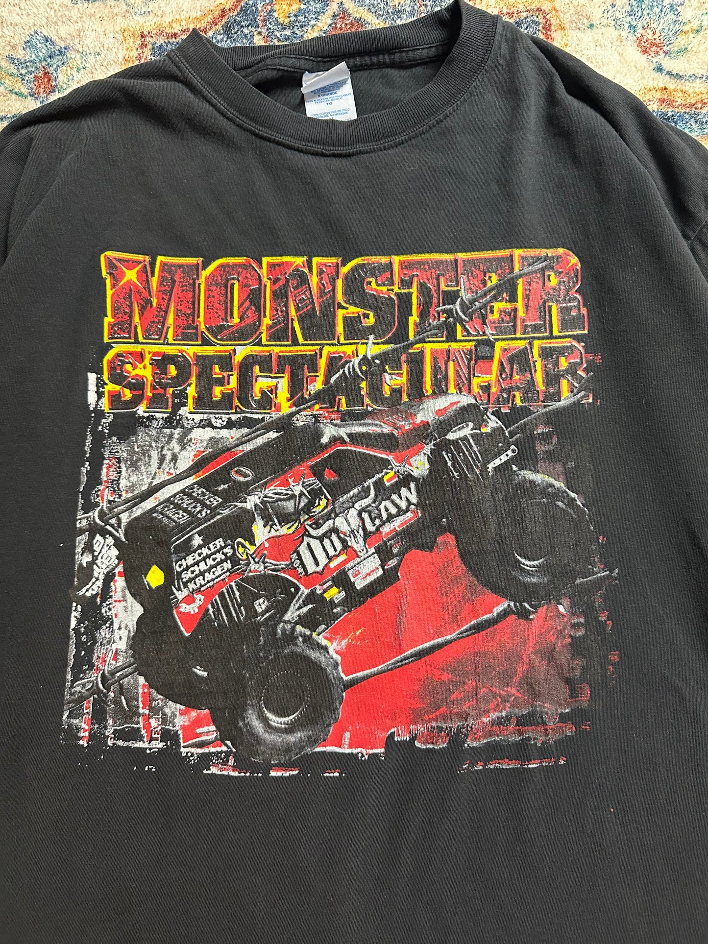 00s Monster Spectacular Outlaw Monster Truck Long Sleeve T-shirt - XL