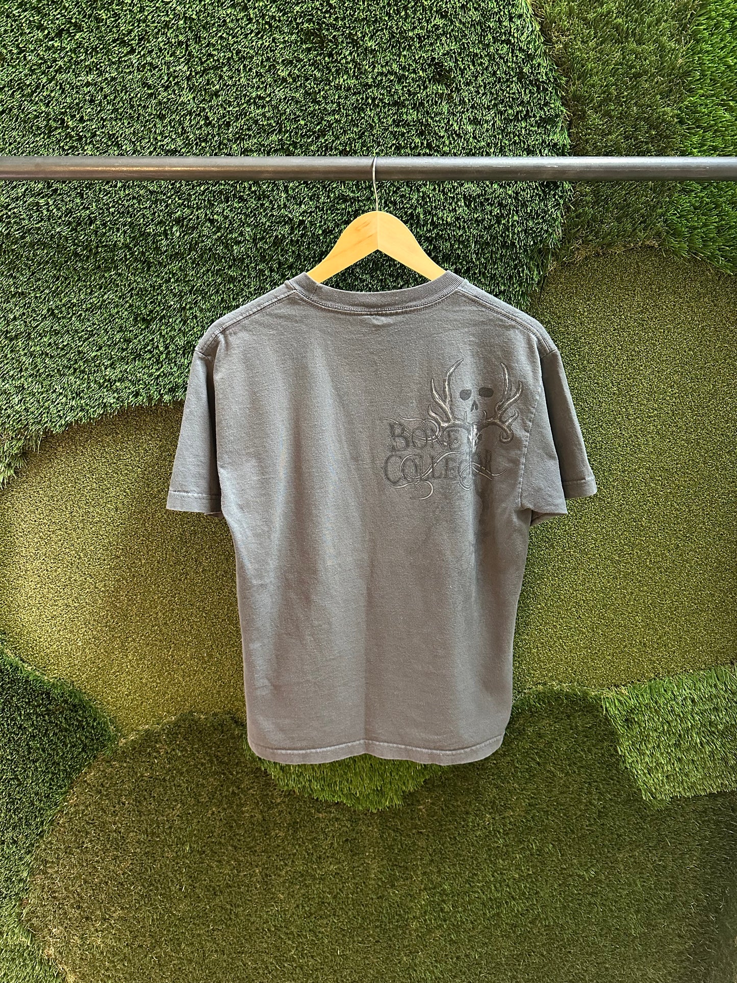 00s The Brotherhood Bone Collector Deer T-shirt - M