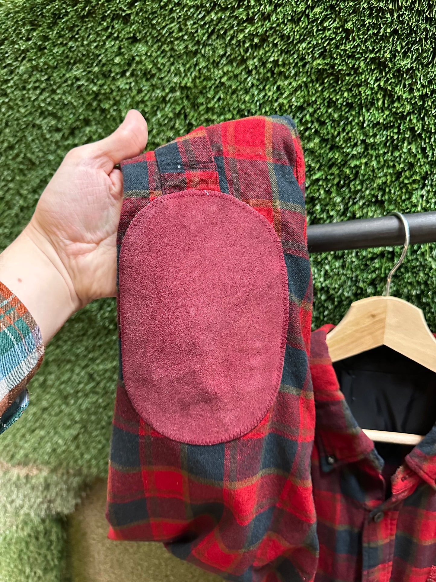 70s Red Plaid Flannel - L