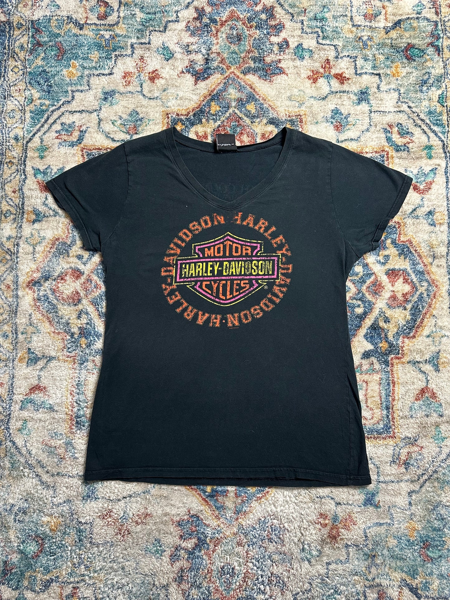 Harley Davidson V-Neck Logo T-shirt - M