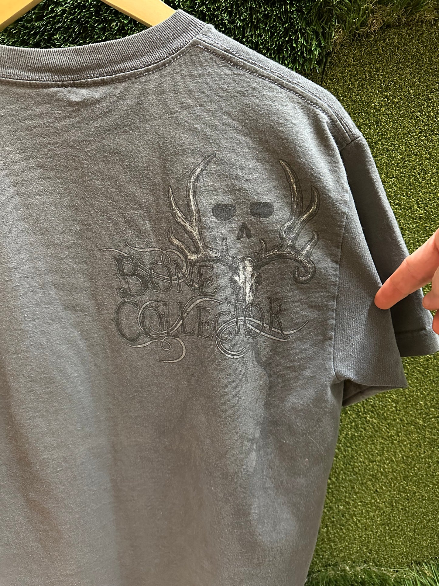 00s The Brotherhood Bone Collector Deer T-shirt - M