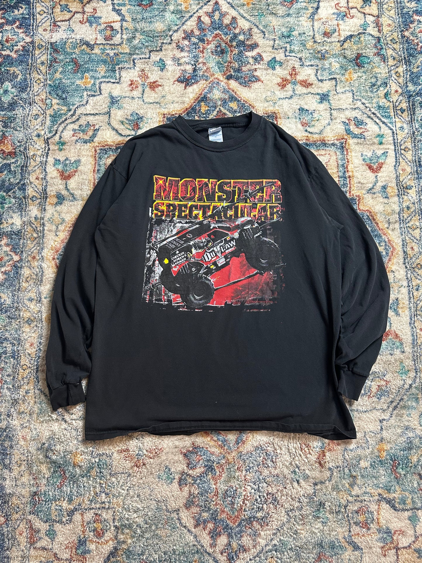 00s Monster Spectacular Outlaw Monster Truck Long Sleeve T-shirt - XL