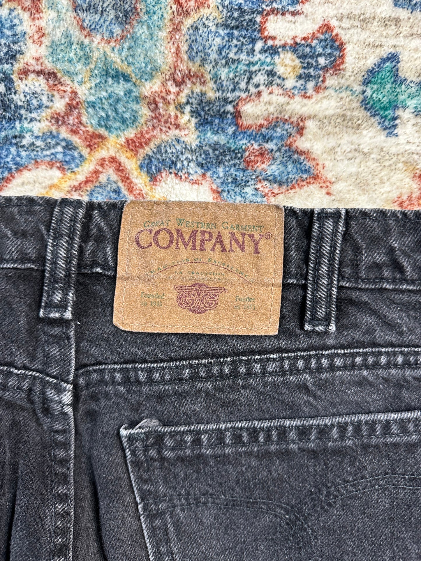 00s GWG Black Jeans - 32