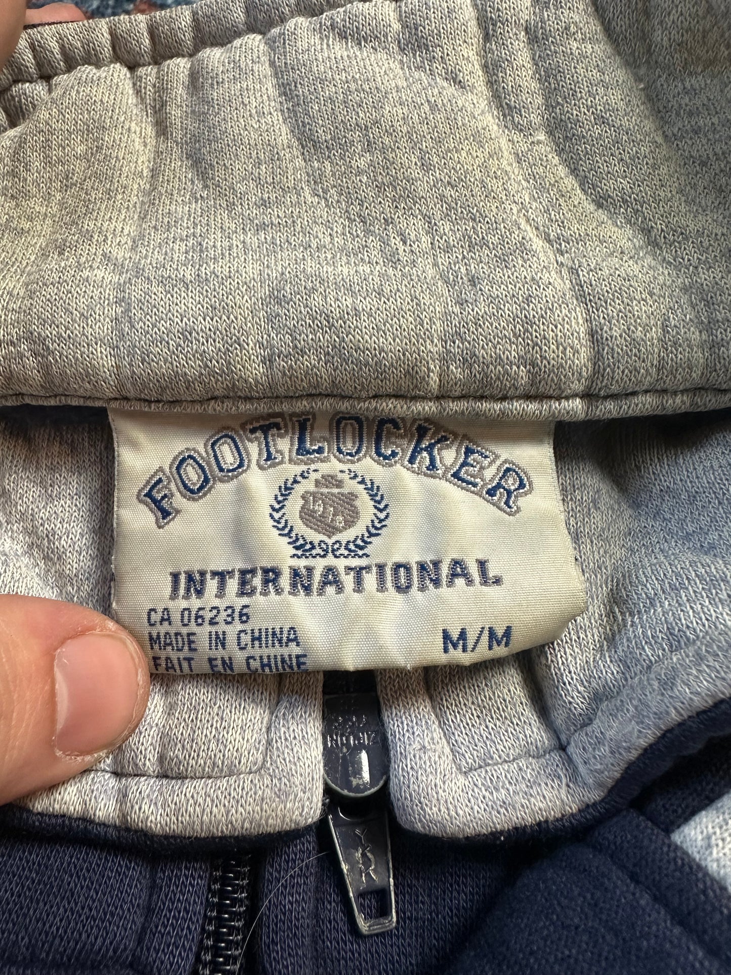 90s Footlocker Zip-up Sweatshirt - M