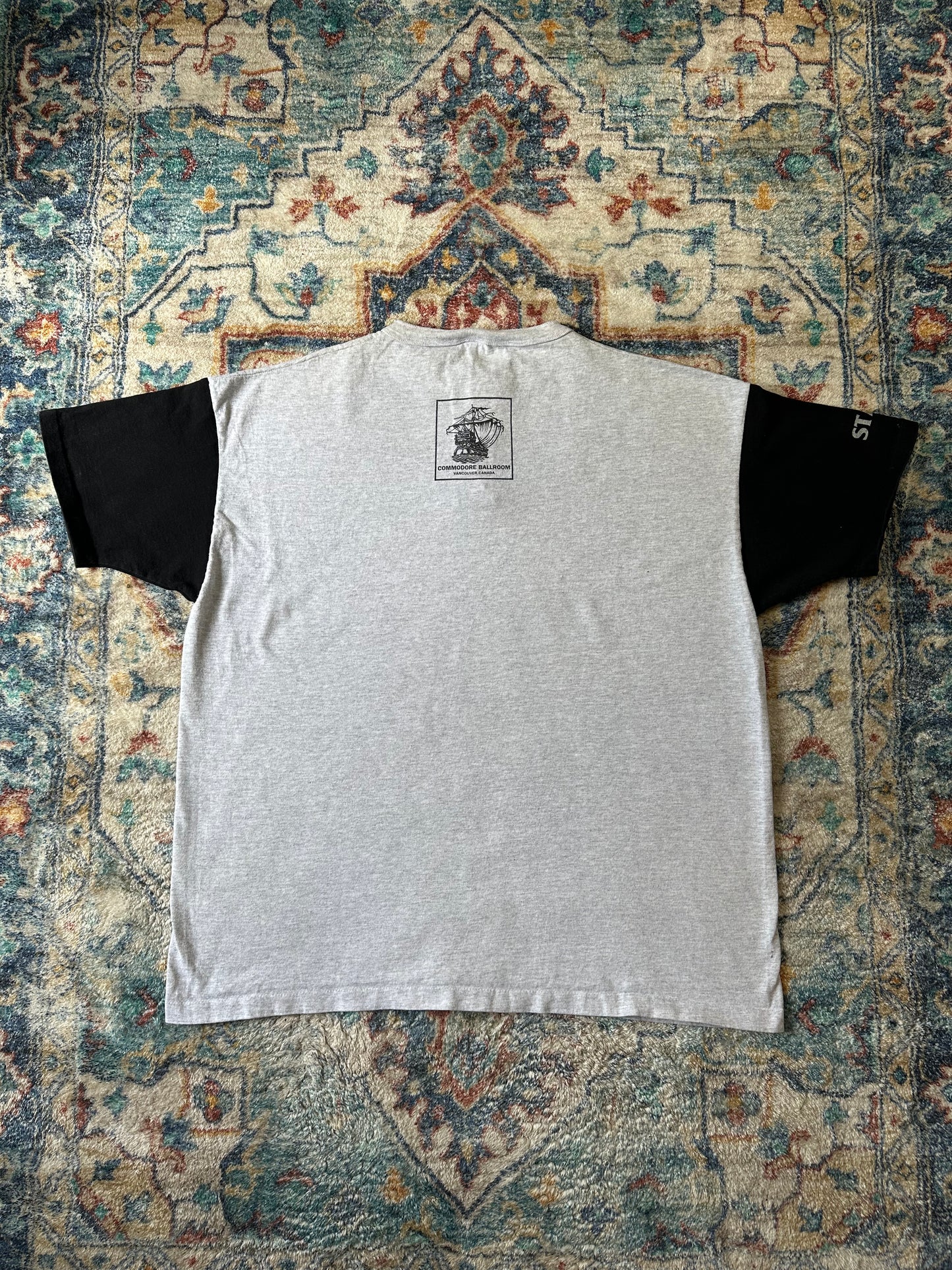 90s Commodore Ballroom Vancouver Henley T-shirt - XXL
