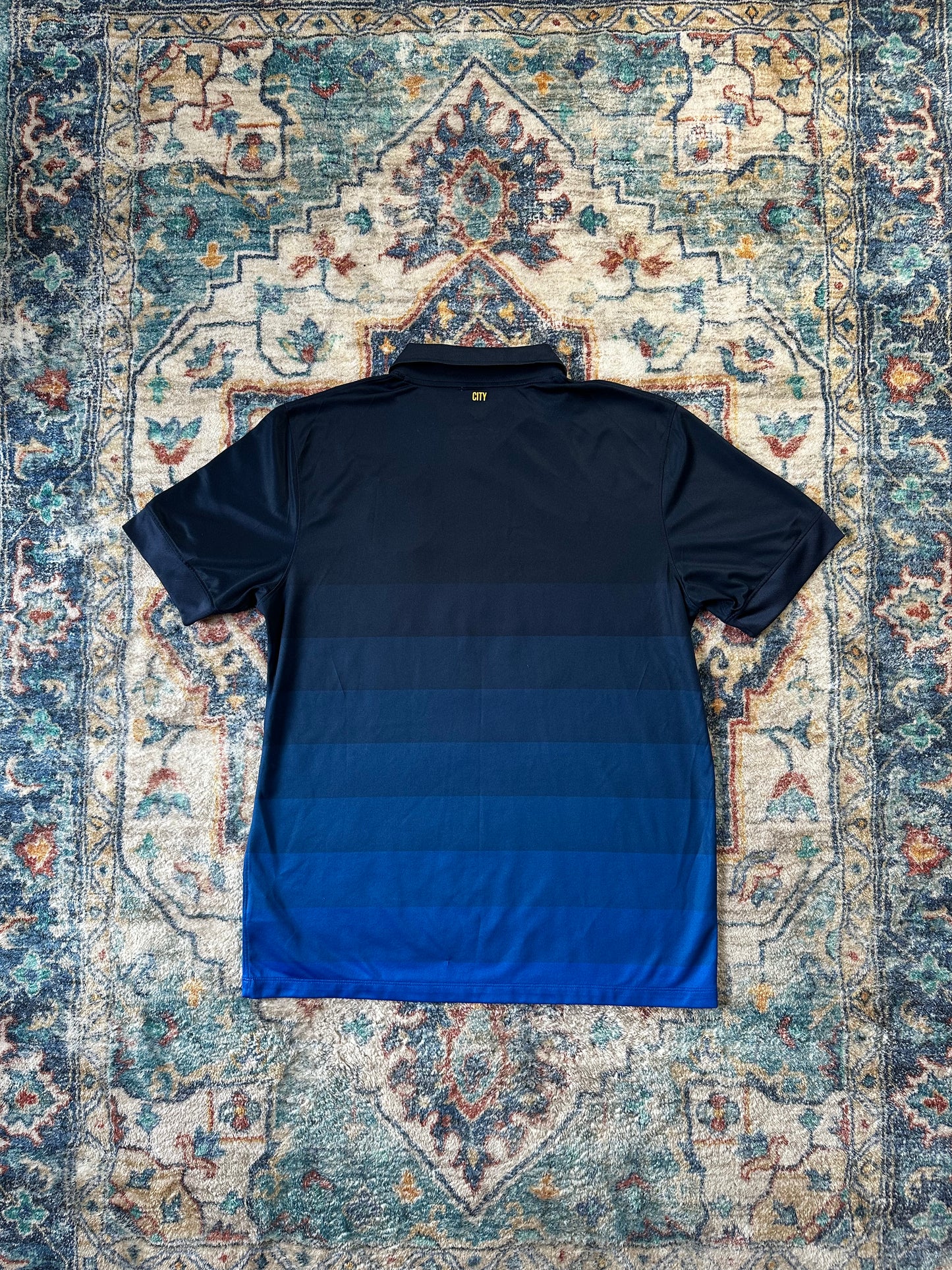 Nike 2014 Manchester City Soccer Jersey - L