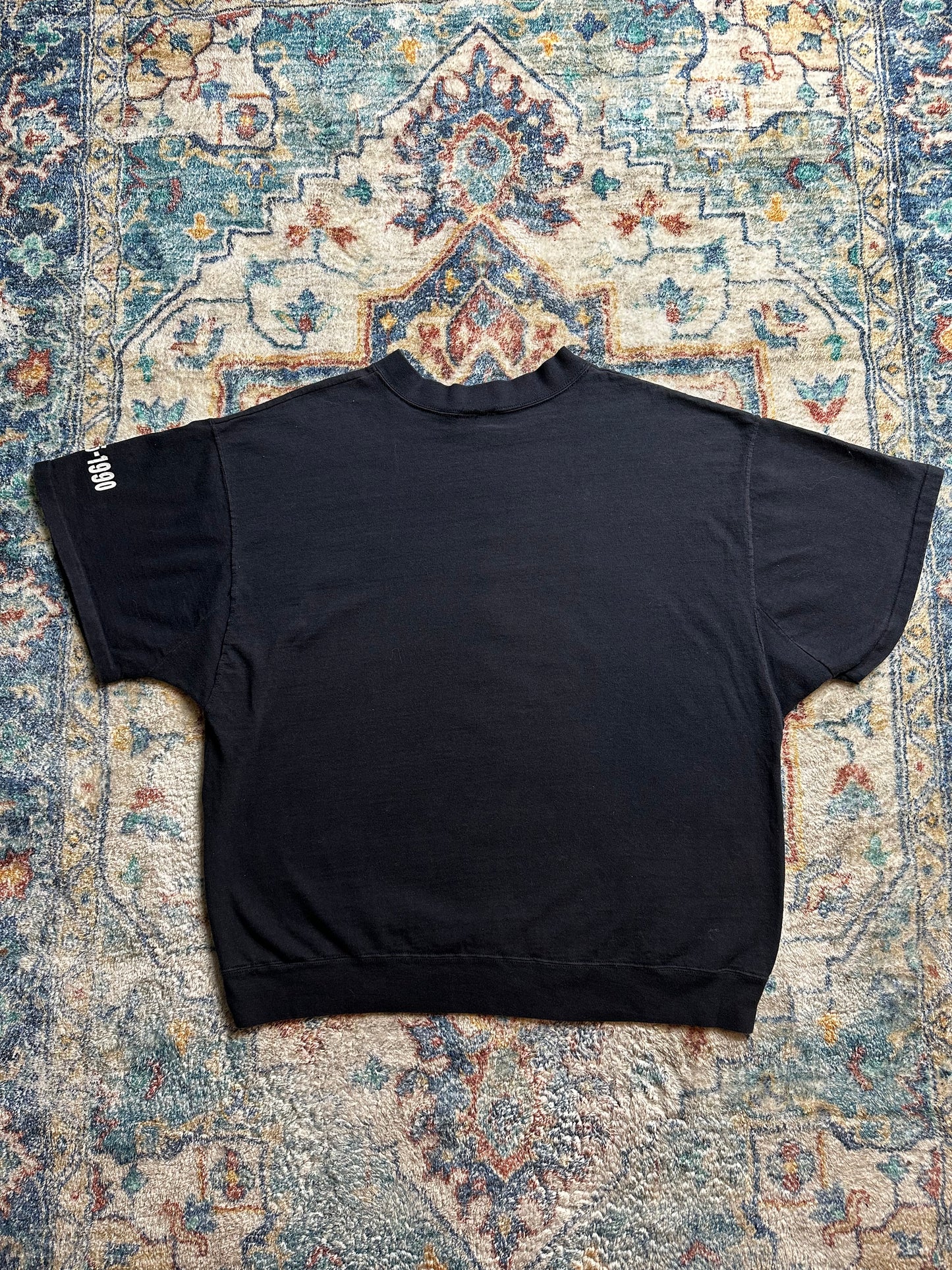 90s Disneyland 35 Years Of Magic Short Sleeve Sweatshirt - XL