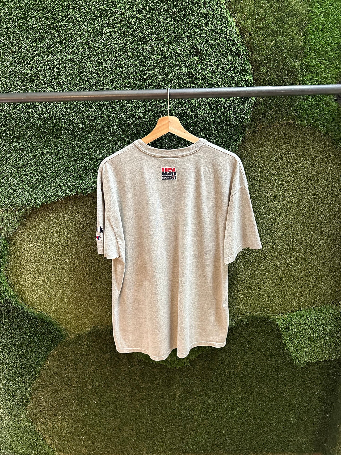 90s Champion USA Basketball T-shirt - L