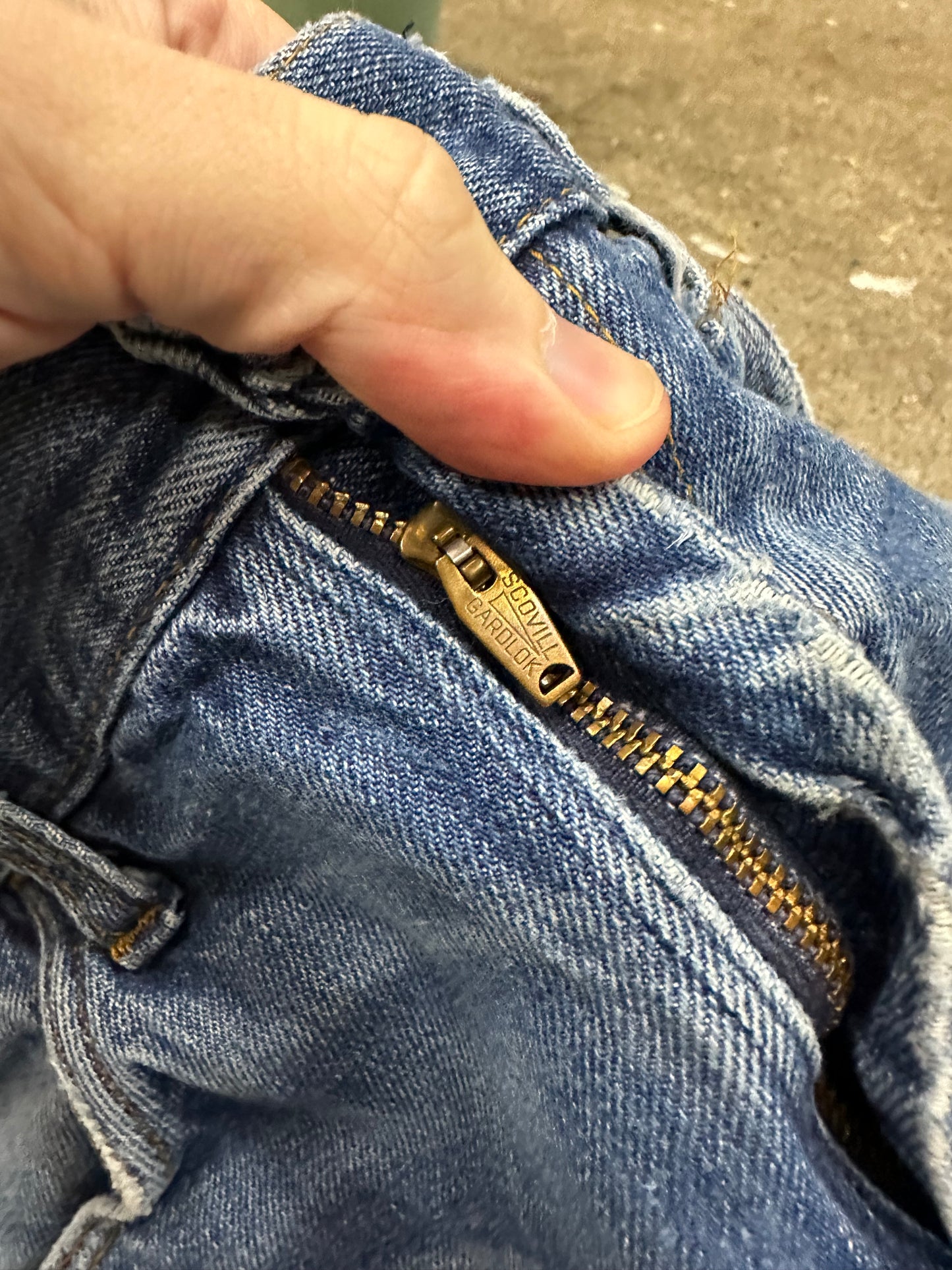 70s Blue Midwash Jeans - 34