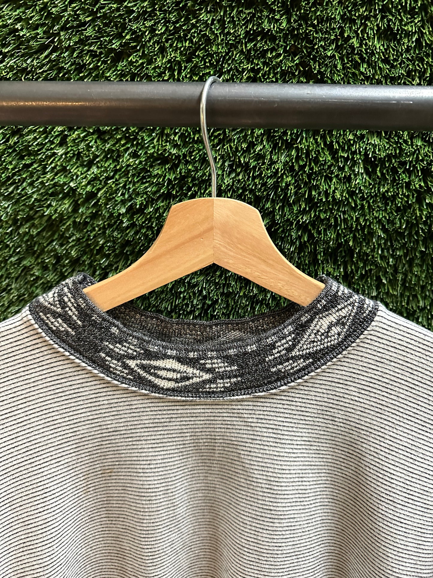 90s Gotcha Pinstriped Crewneck - L