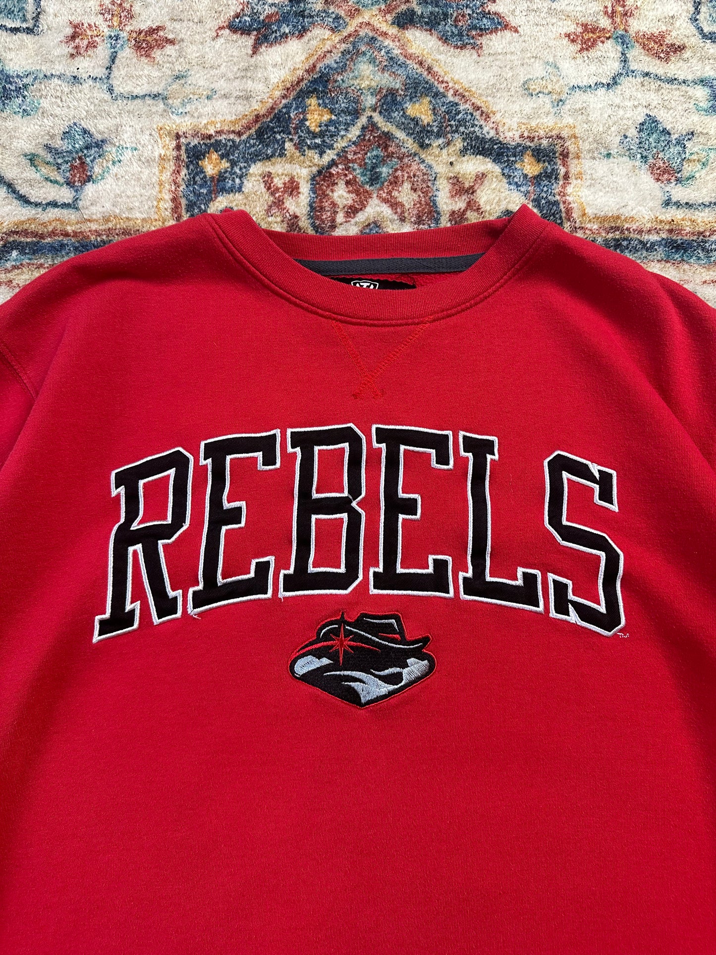 00s NCAA UNLV Rebels Spellout Crewneck - XL