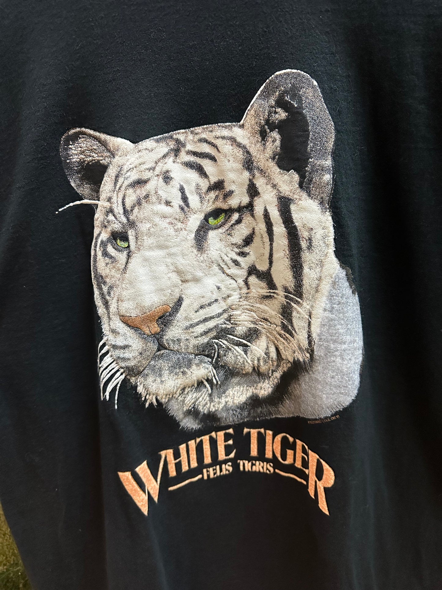 90s White Tiger Animal T-shirt - L