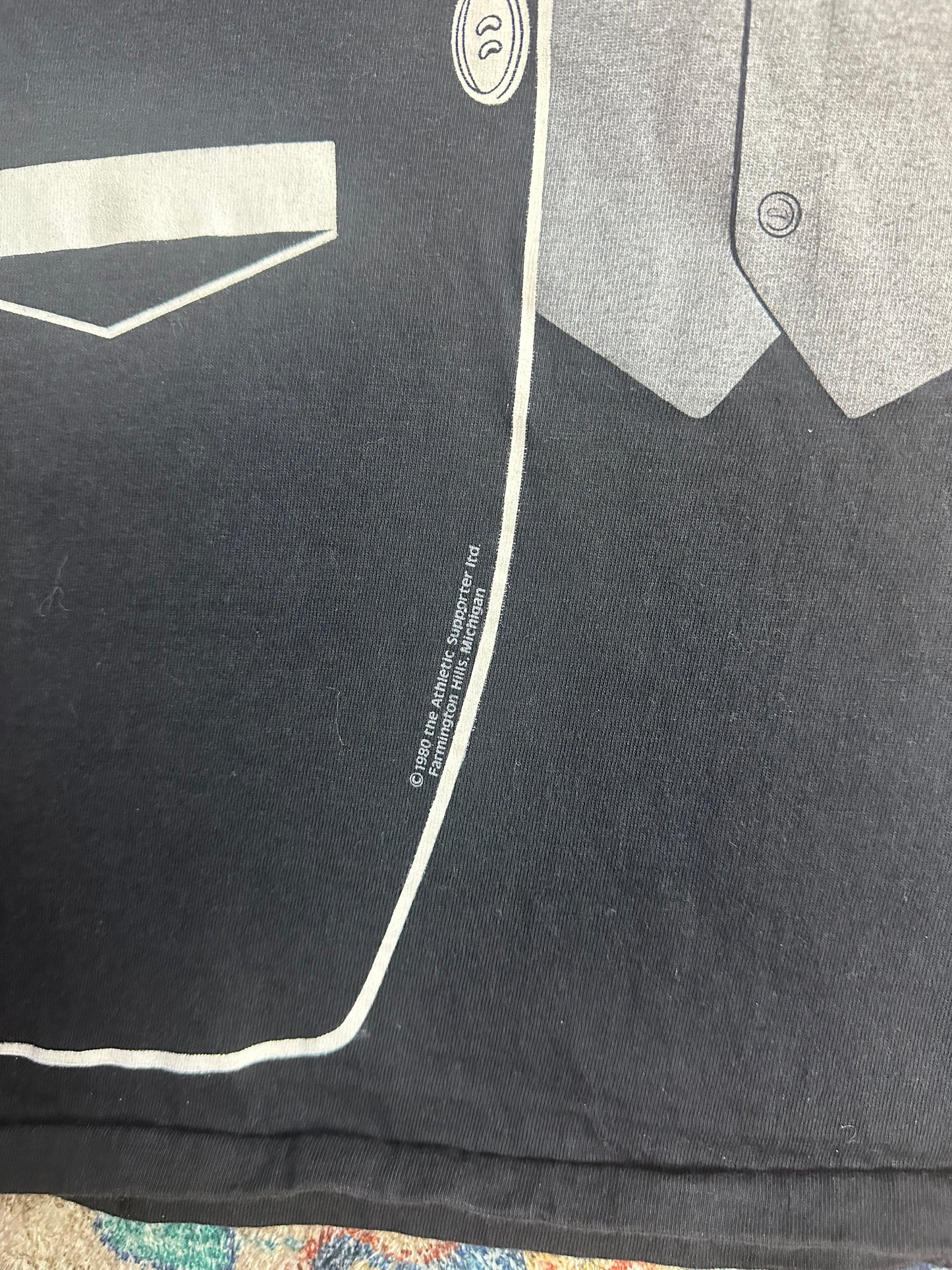 80s Suit T-shirt - L