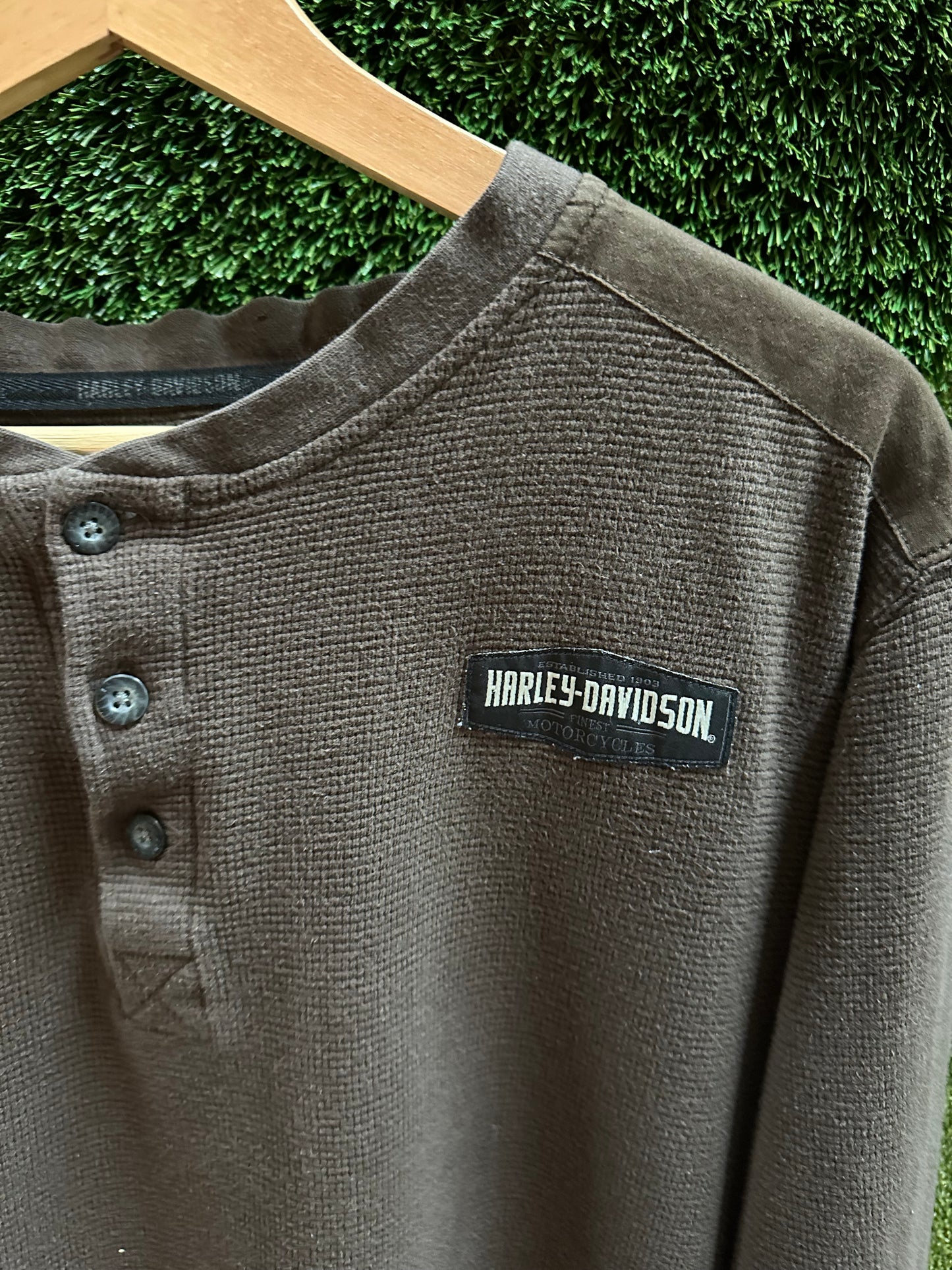 00s Harley Davidson Brown Thermal Henley Long Sleeve - L