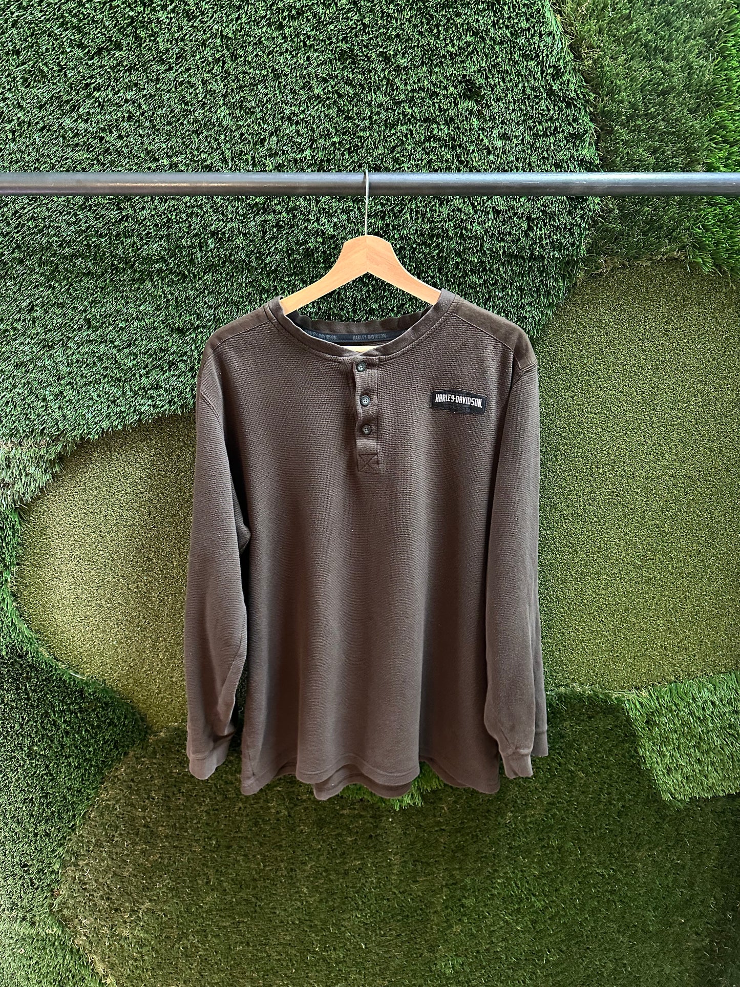 00s Harley Davidson Brown Thermal Henley Long Sleeve - L
