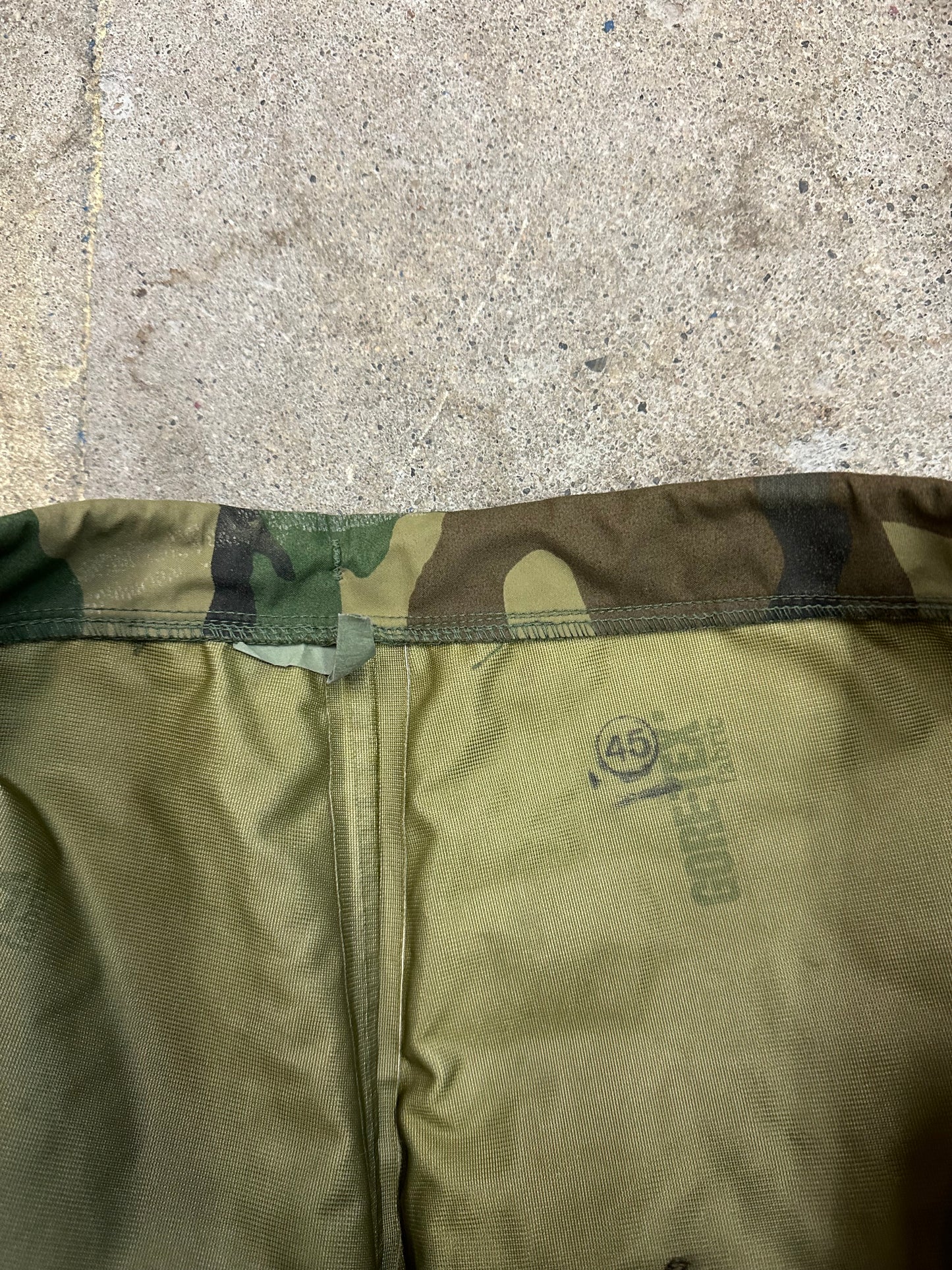 90s Military Gore-Tex Camouflage Pants - 32