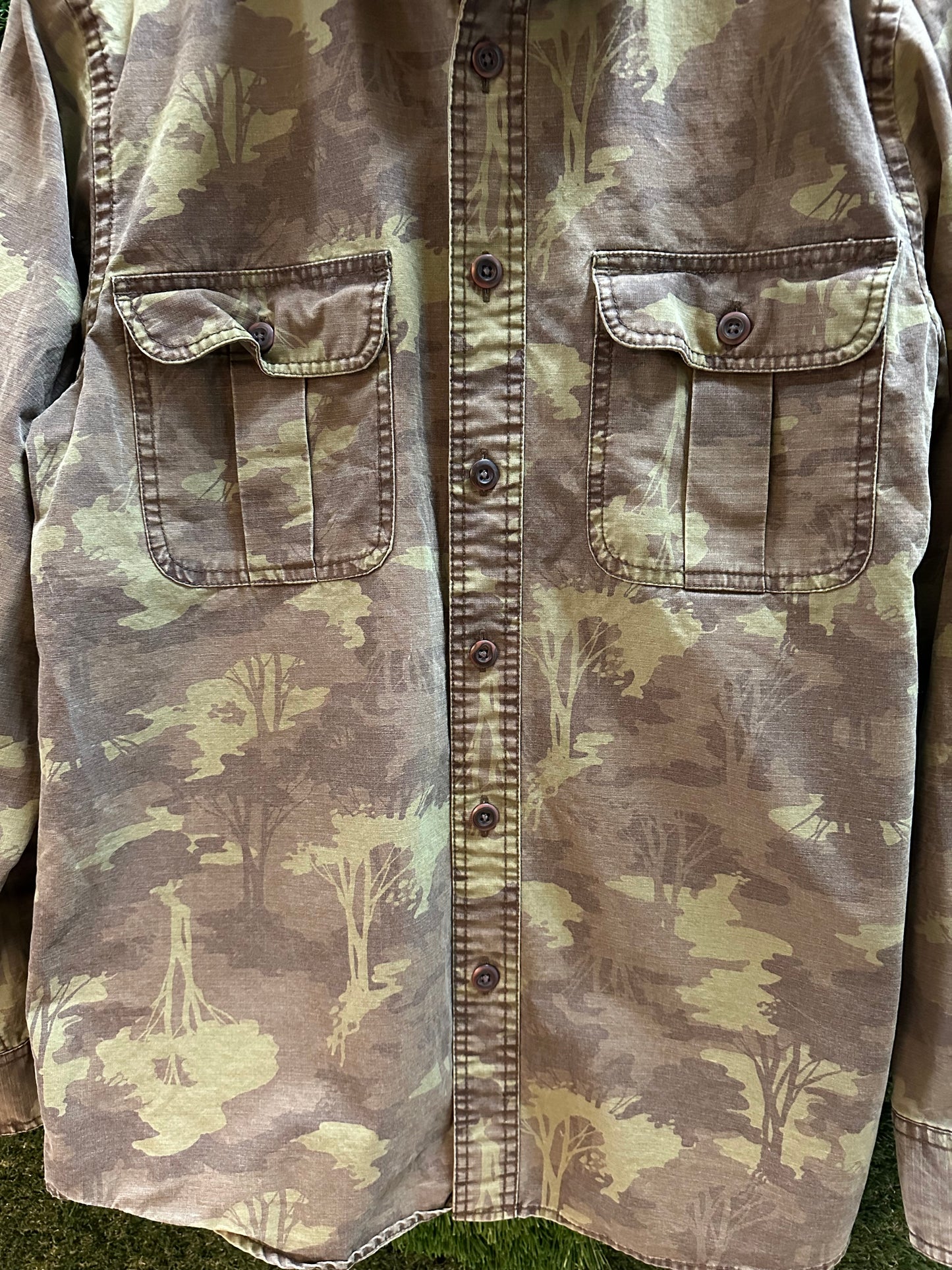 00s Eddie Bauer Camouflage Button-up Shirt - M