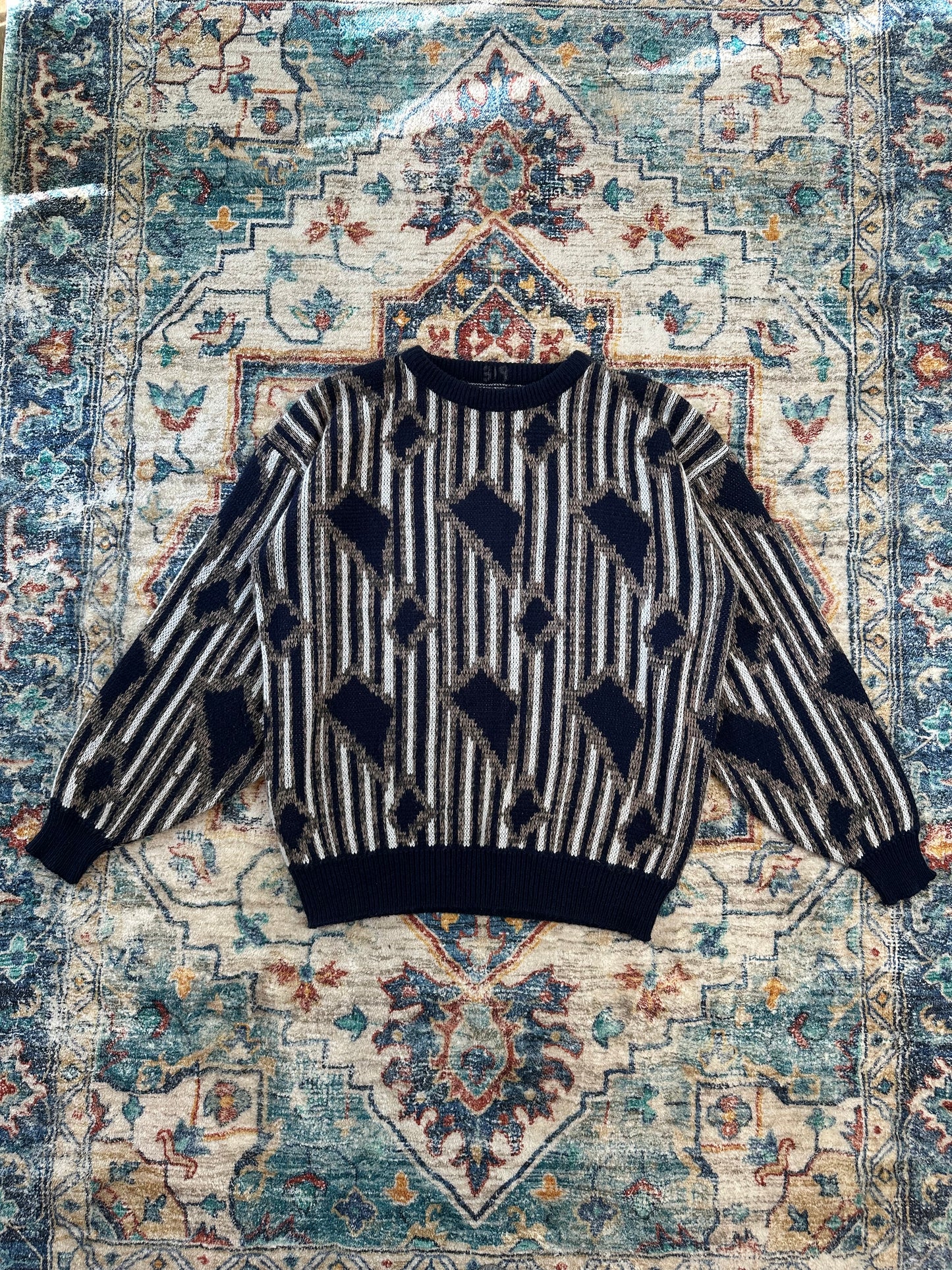 90s Striped Abstract Sweater - L