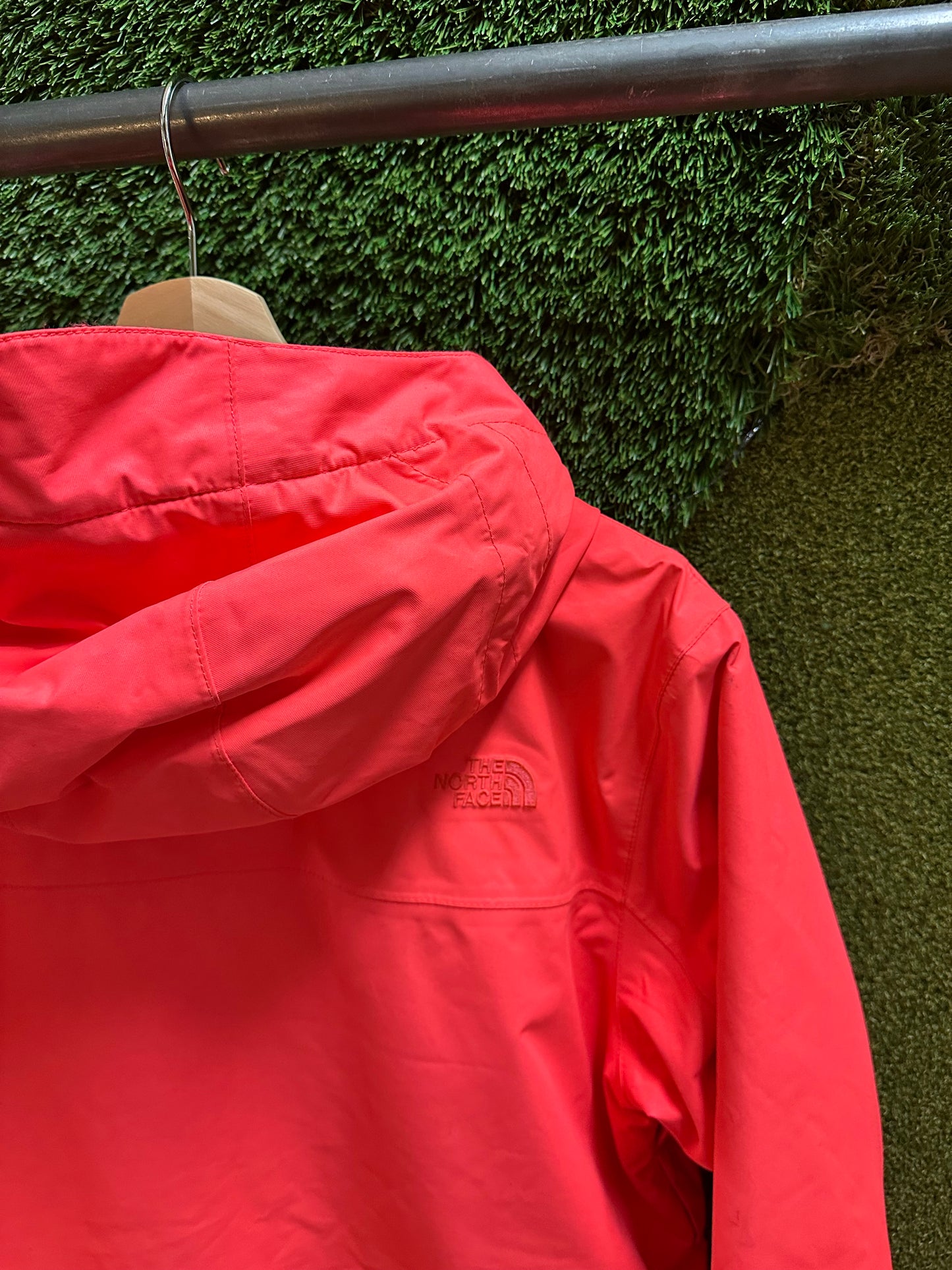 The North Face Hyvent Zip-up Hooded Jacket - L