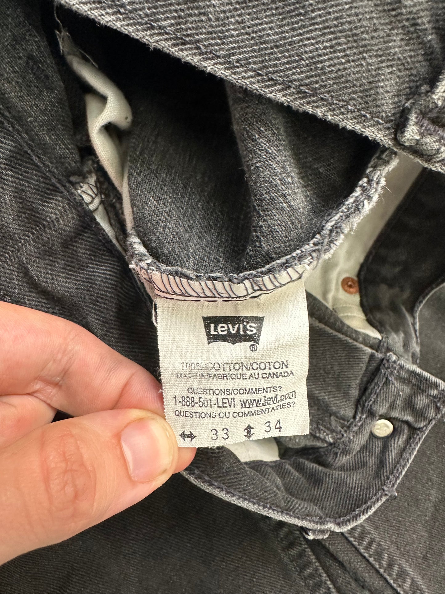 00s Levi’s Black Orange Tab Jeans - 32