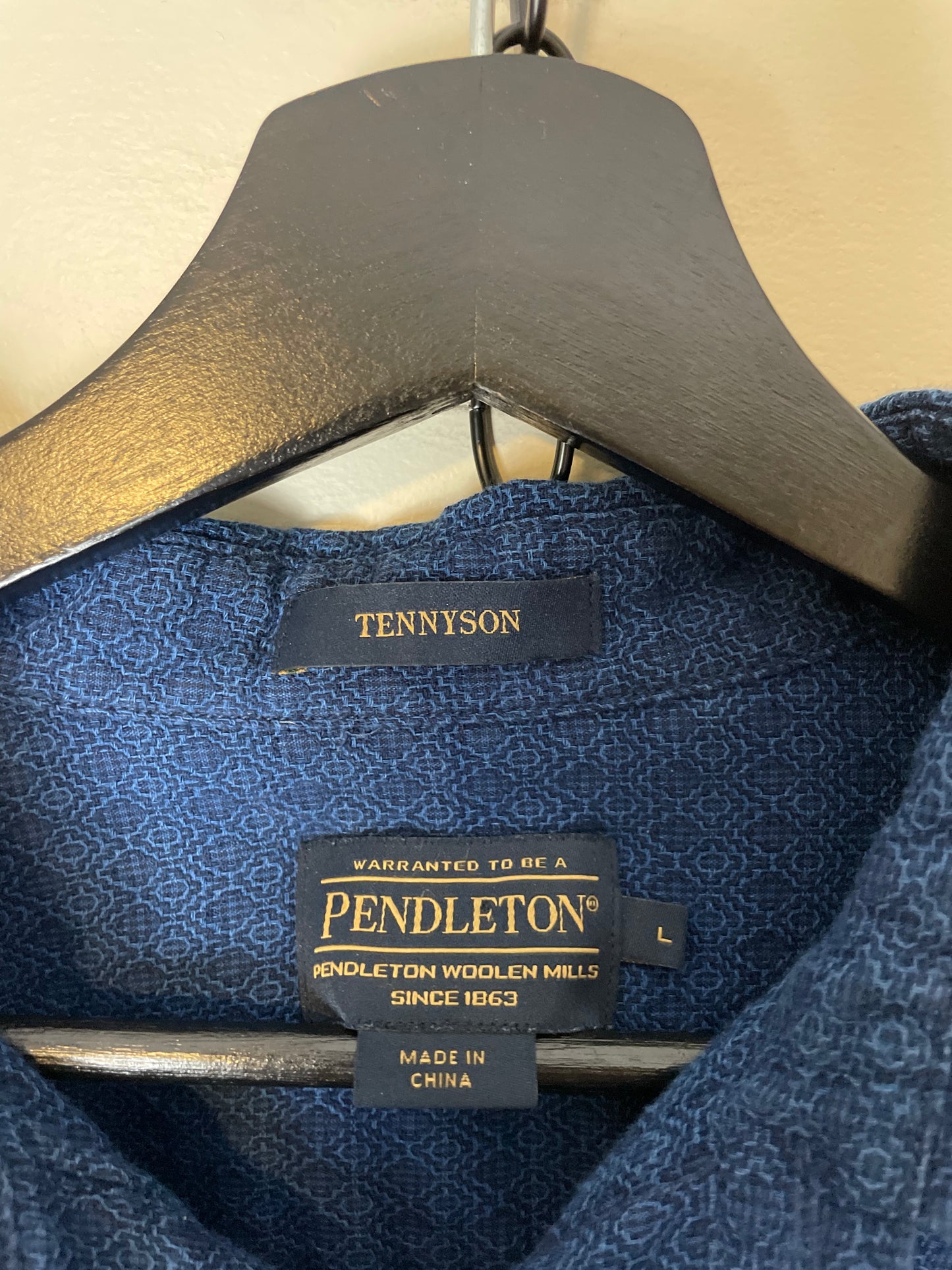 Pendleton Long Sleeve Button-up Shirt - L