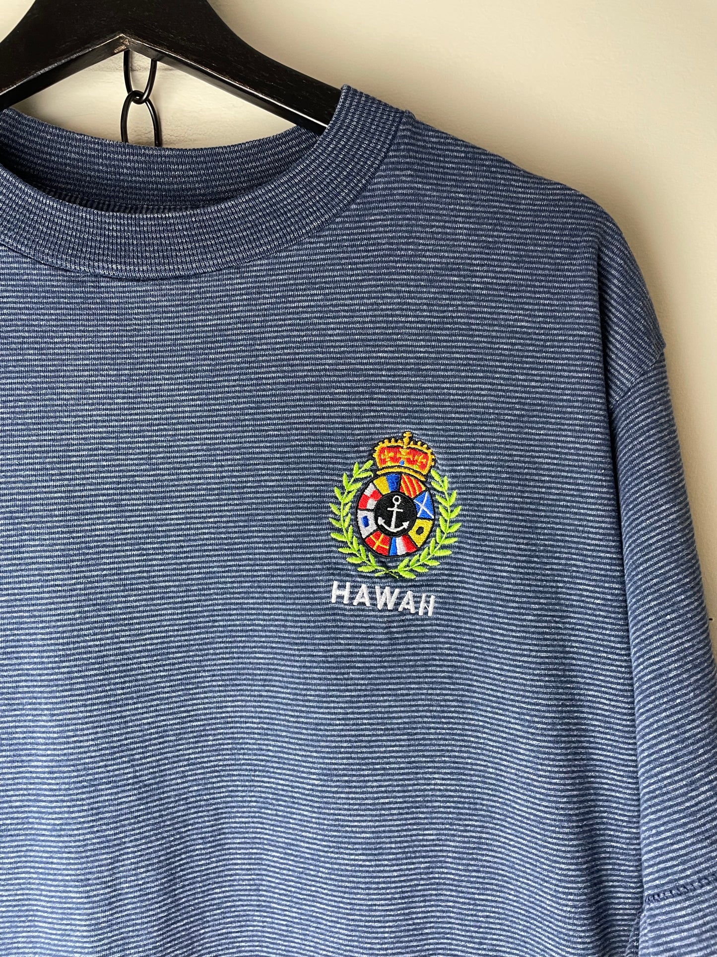 Vintage Hawaii Crest Logo T-shirt - L