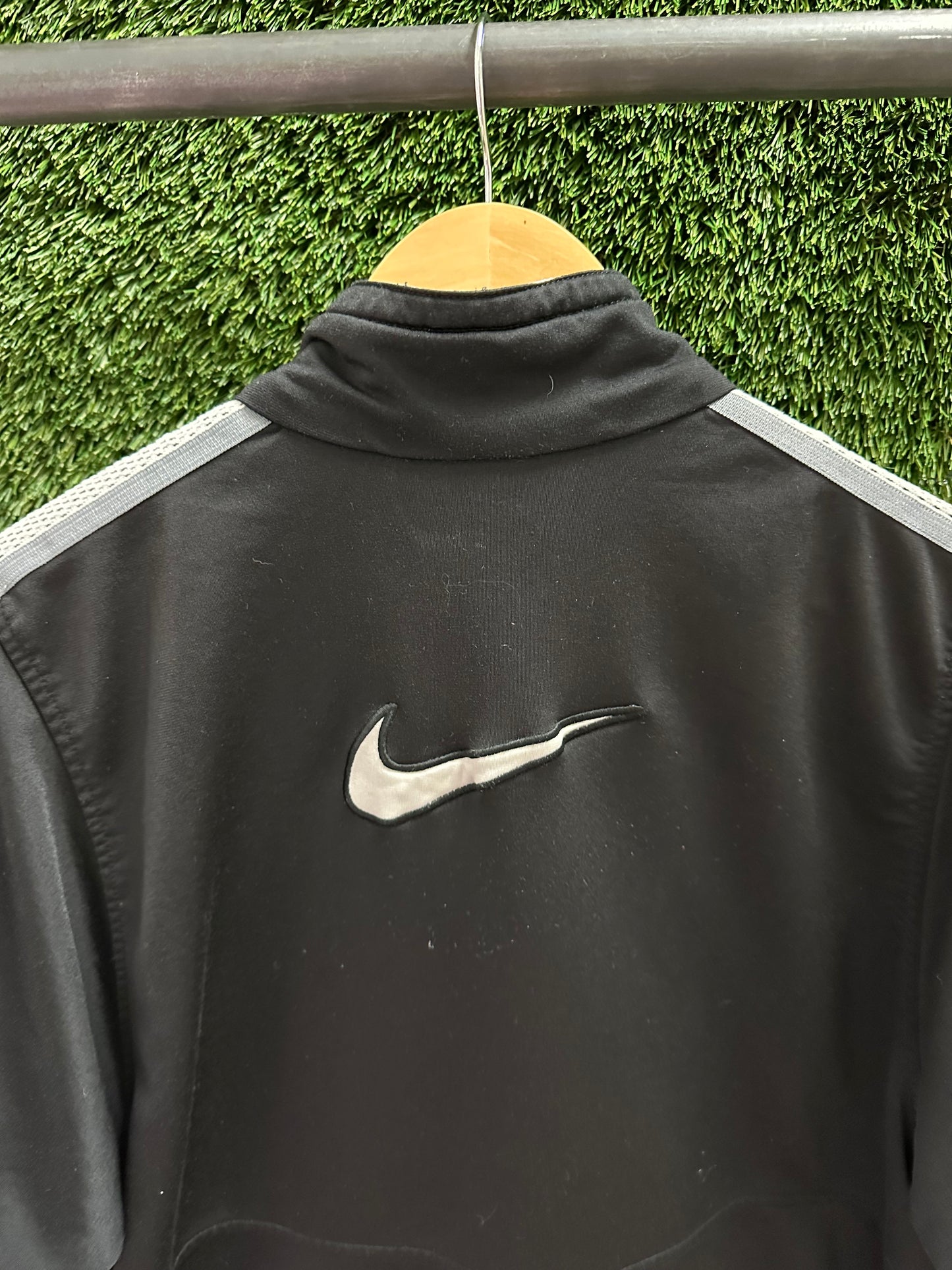 Vintage Nike Active Zip-up Active Sweatshirt - M