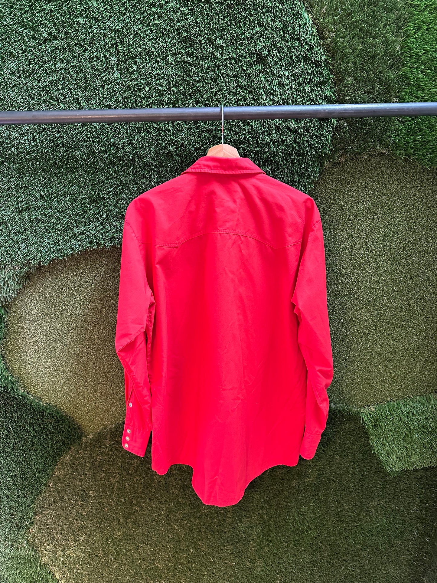 80s MWG Red Pearl Snap Western Shirt - L