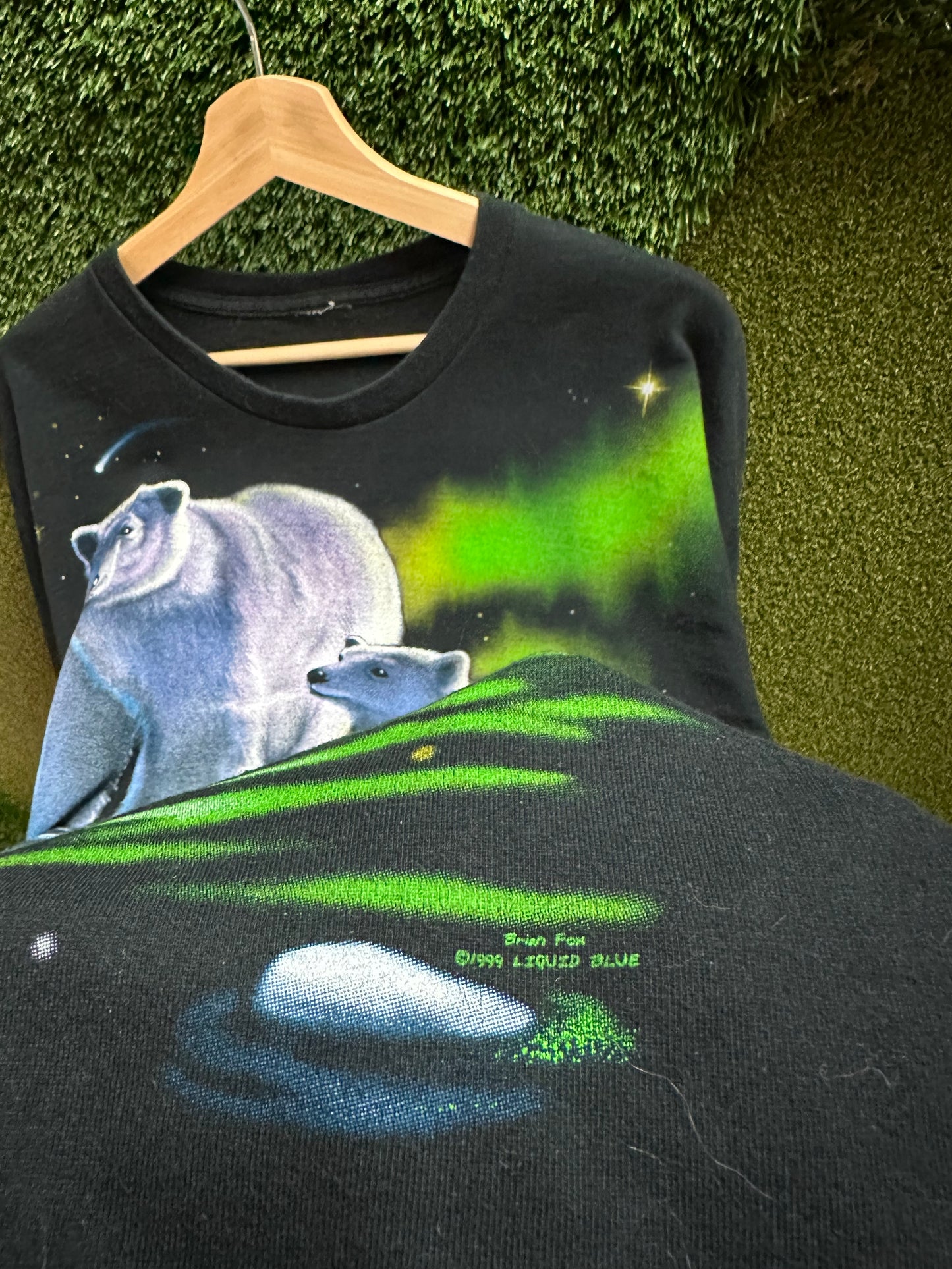 90s Liquid Blue Polar Bears T-shirt - XL