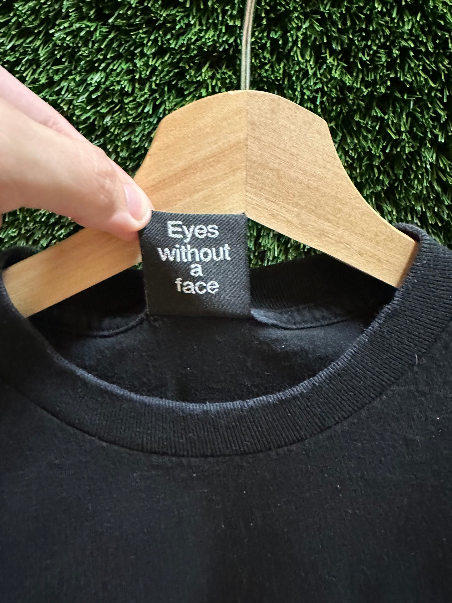 Hockey Eyes Without A Face Logo T-shirt - S