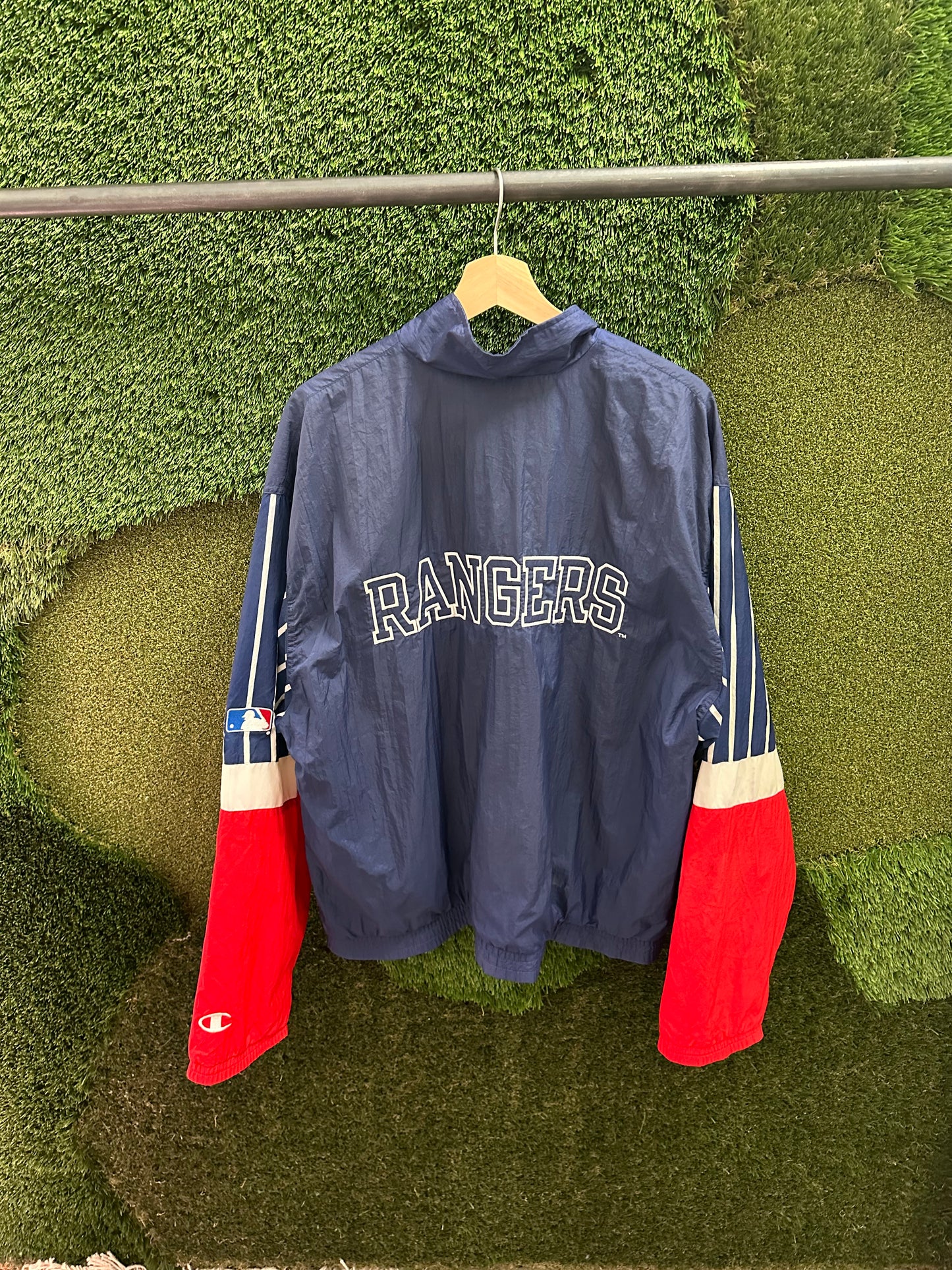 Vintage MLB Champion Texas Rangers Light Jacket - L