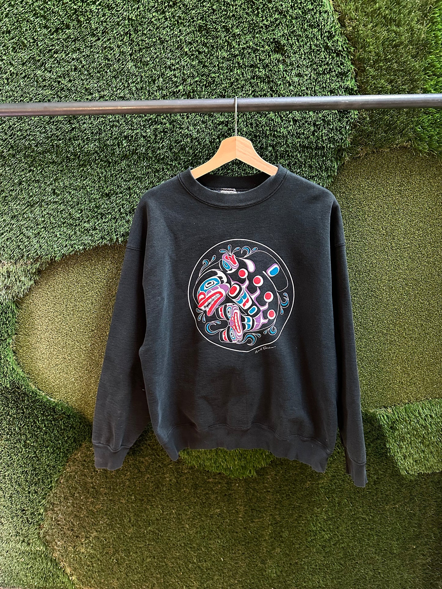 90s Totems Crewneck - L