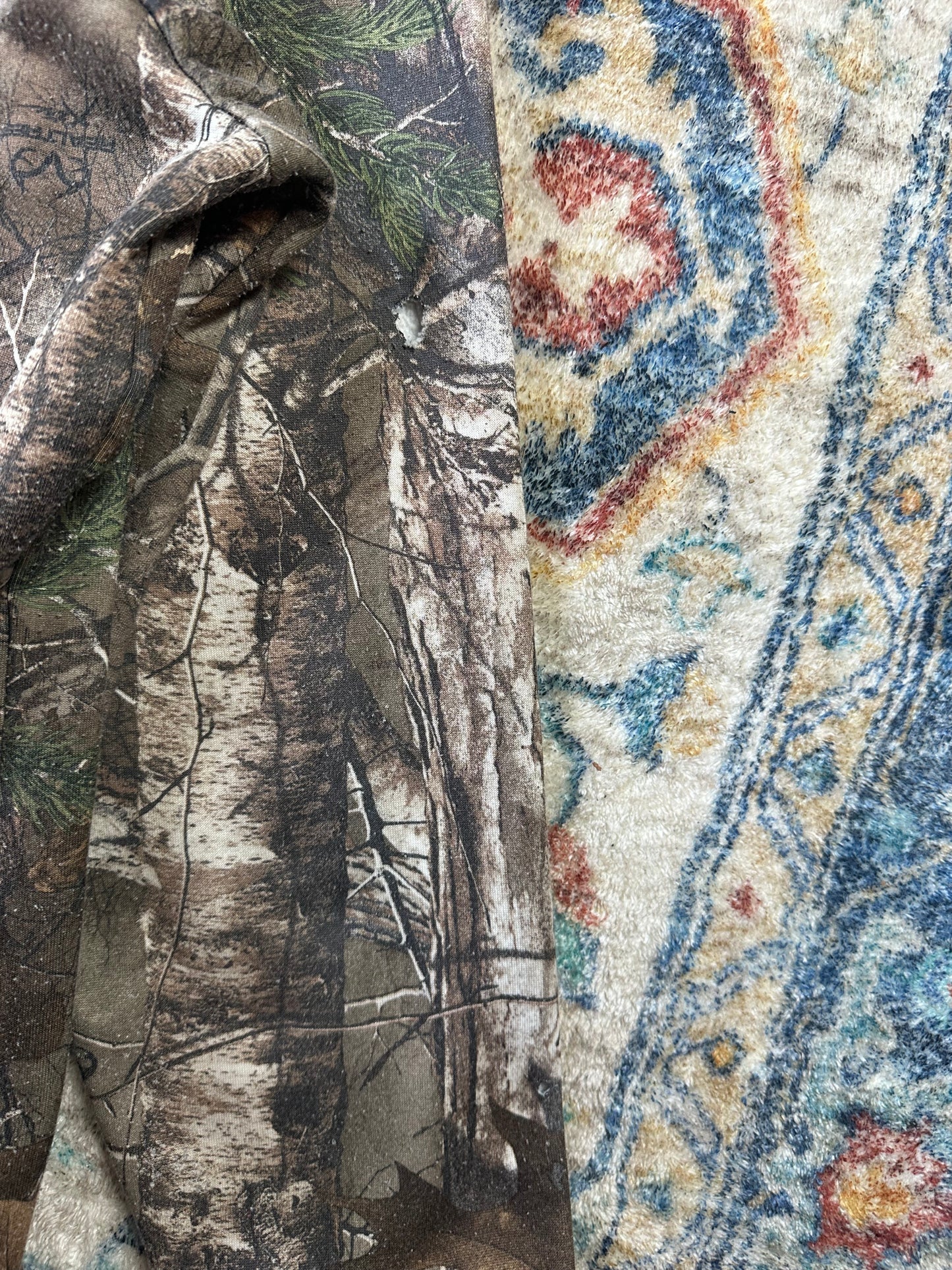 00s Camouflage Pullover Hoodie - M