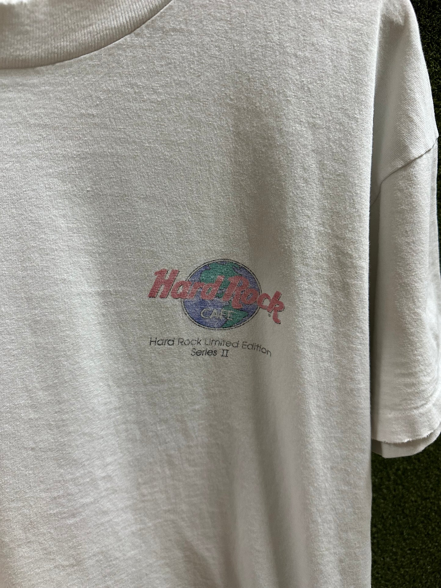 90s Hard Rock Cafe Limited Edition Series T-shirt - L