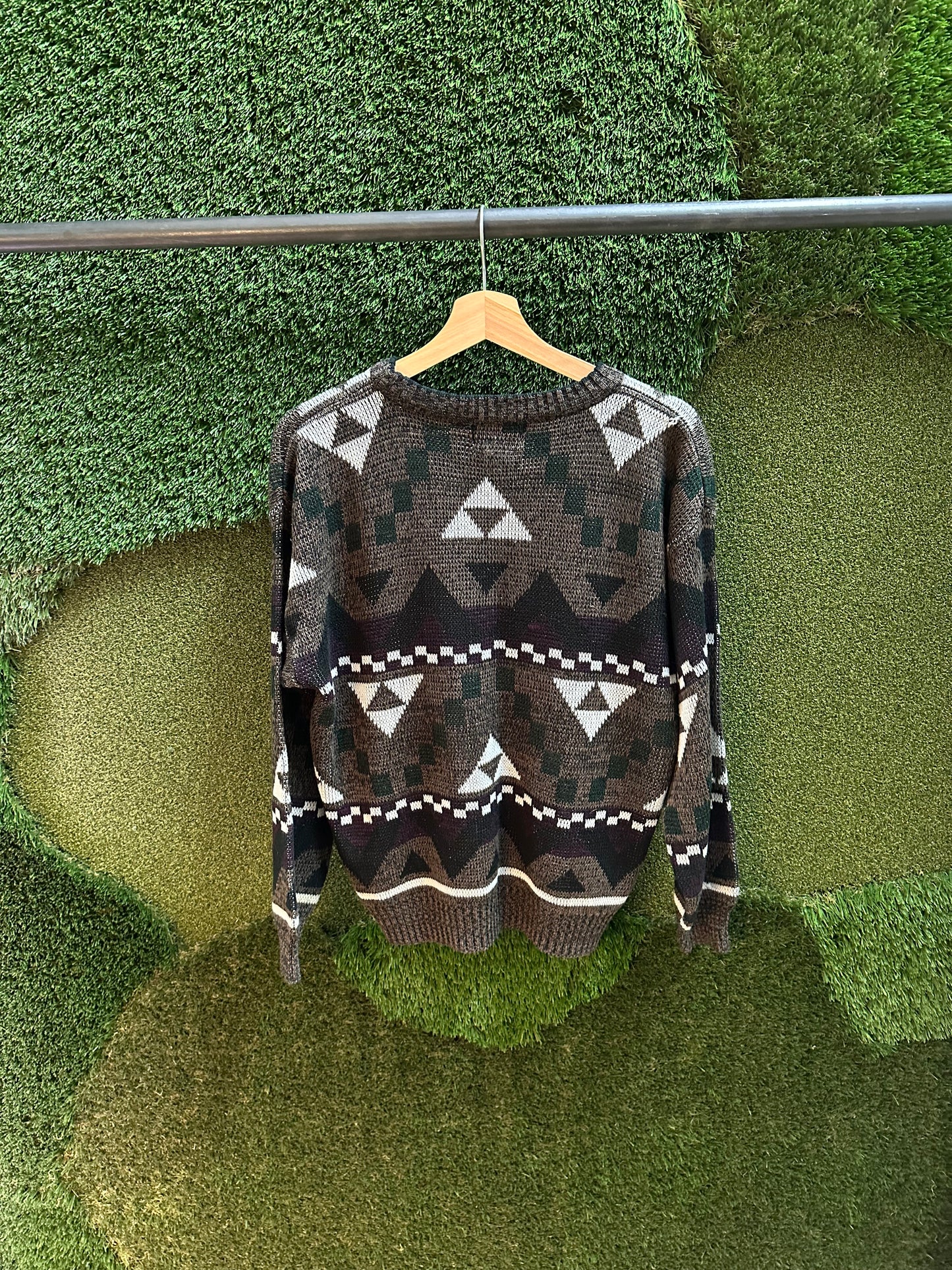 90s Abstract Shapes Pullover Sweater - M