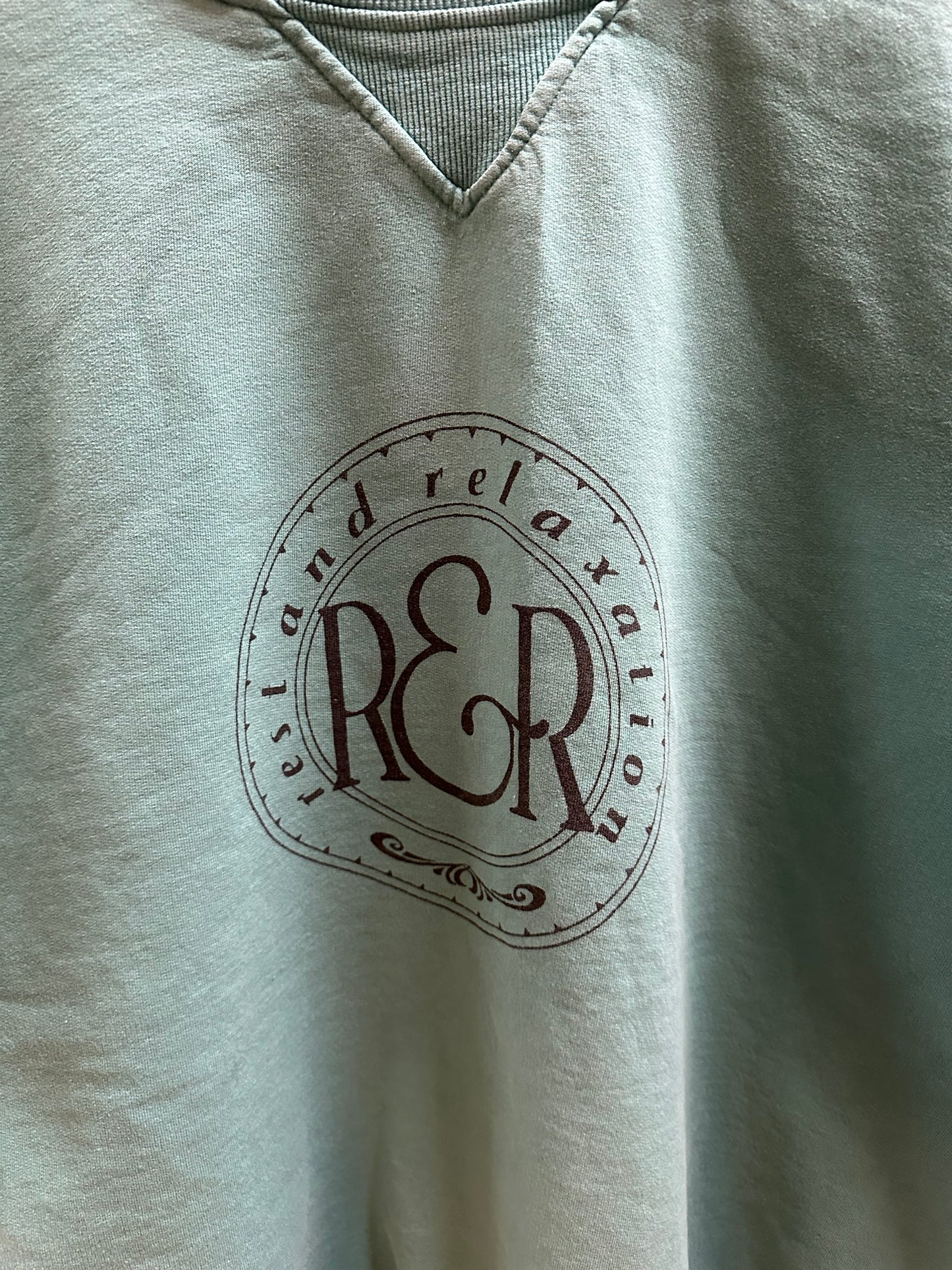 90s Rest&Relaxation Logo Crewneck - XL