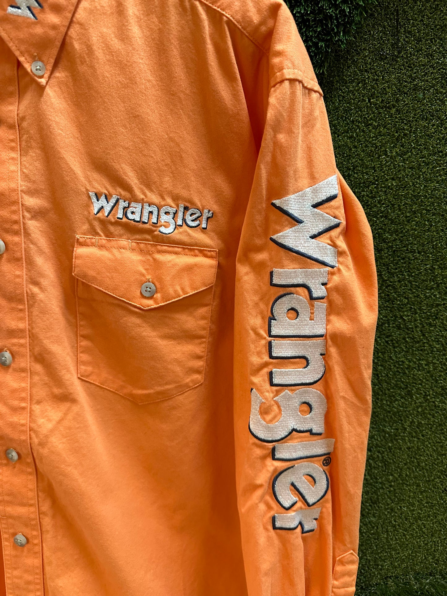 90s Wrangler Western Button-up Shirt - M