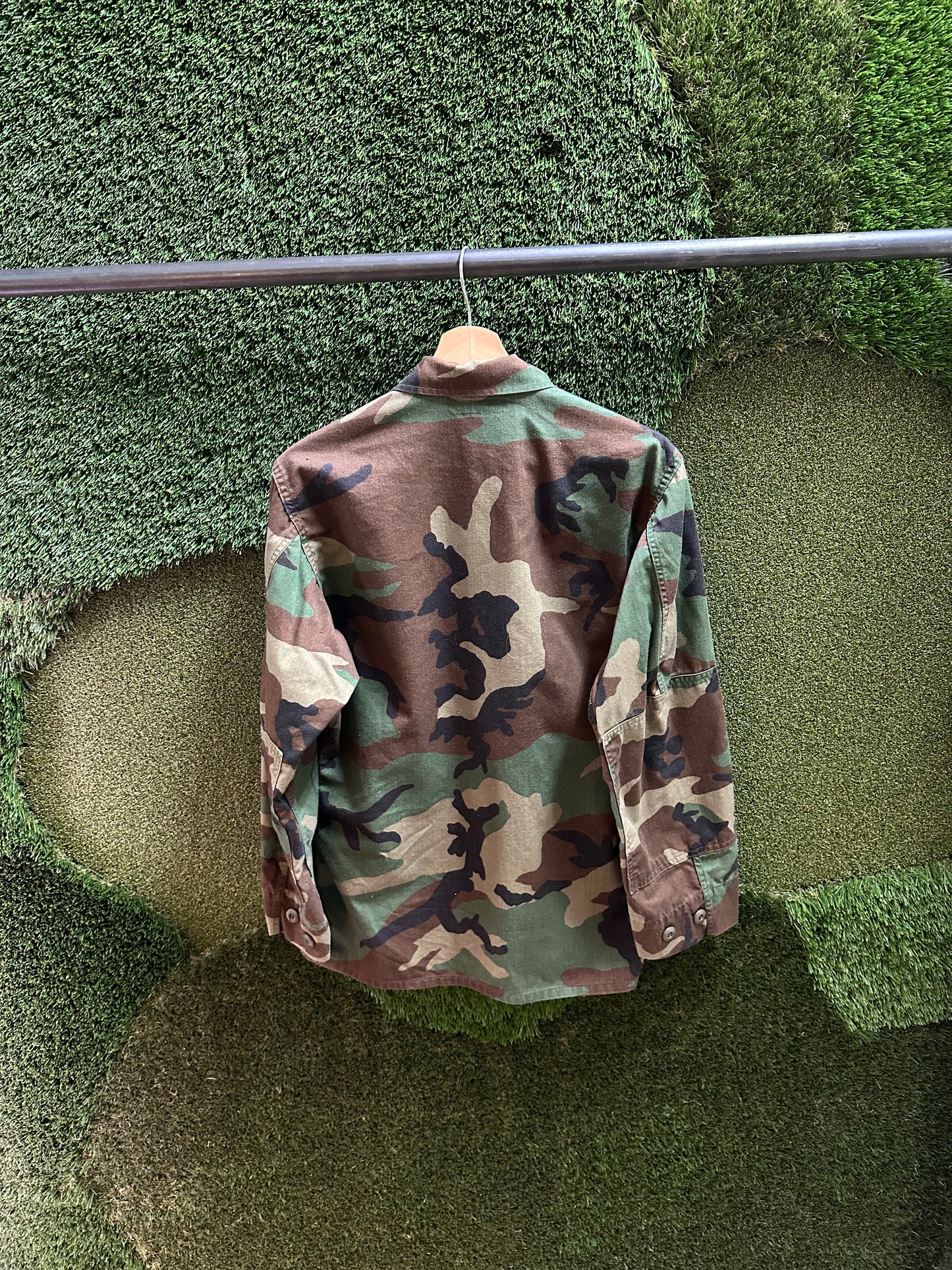 00s Military Camouflage Button-up Shirt - S