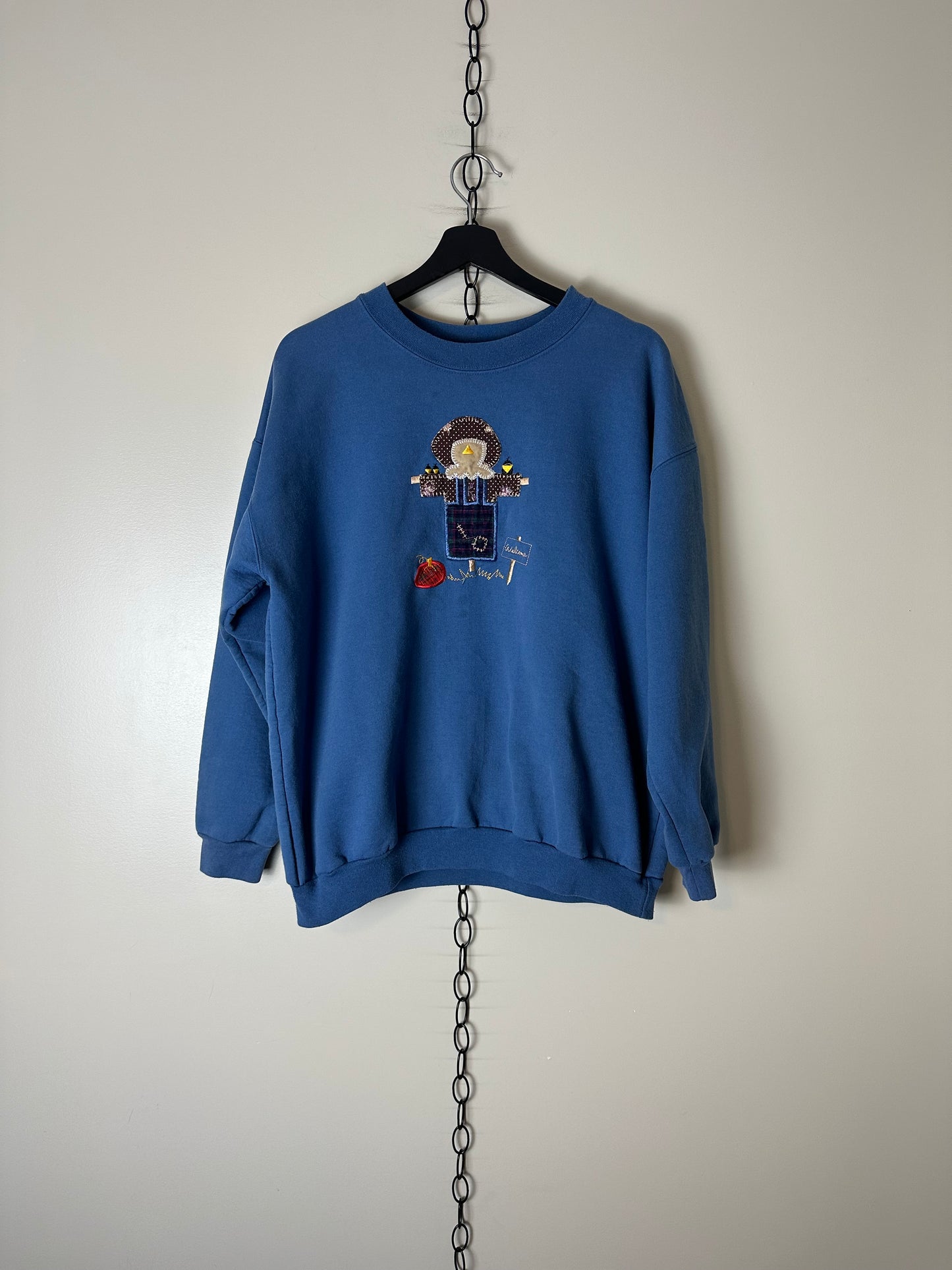 Vintage Scarecrow Embroidered Crewneck - M