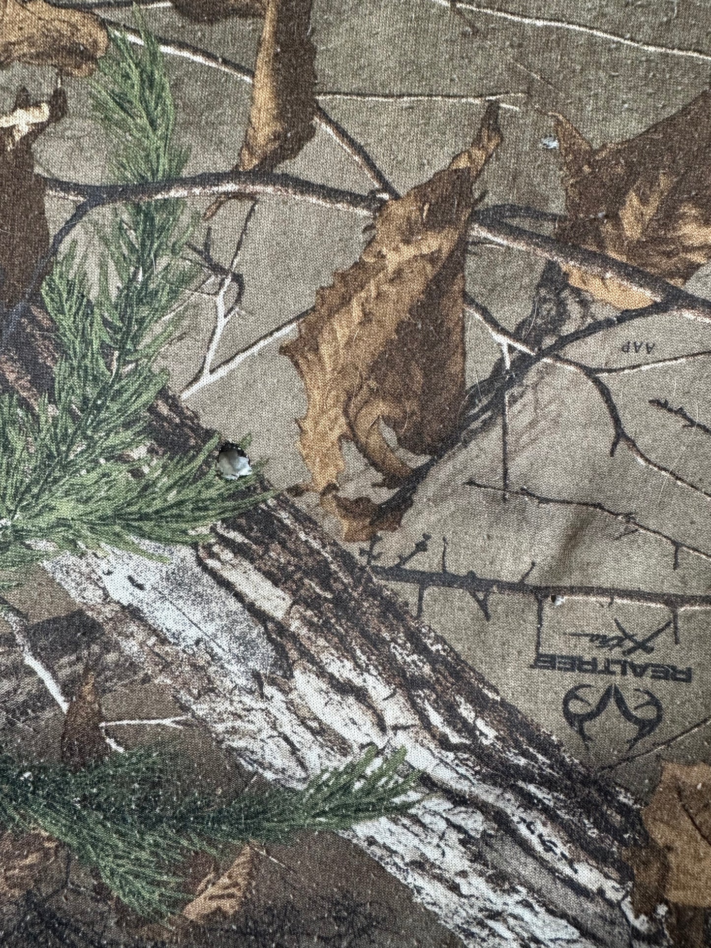 00s Camouflage Pullover Hoodie - M