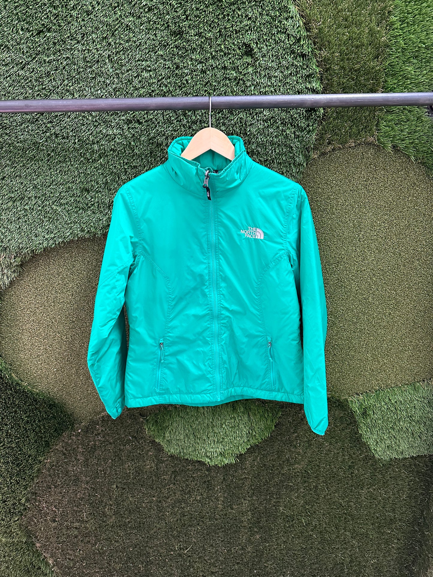 The North Face Green Zip-up Light Jacket - S