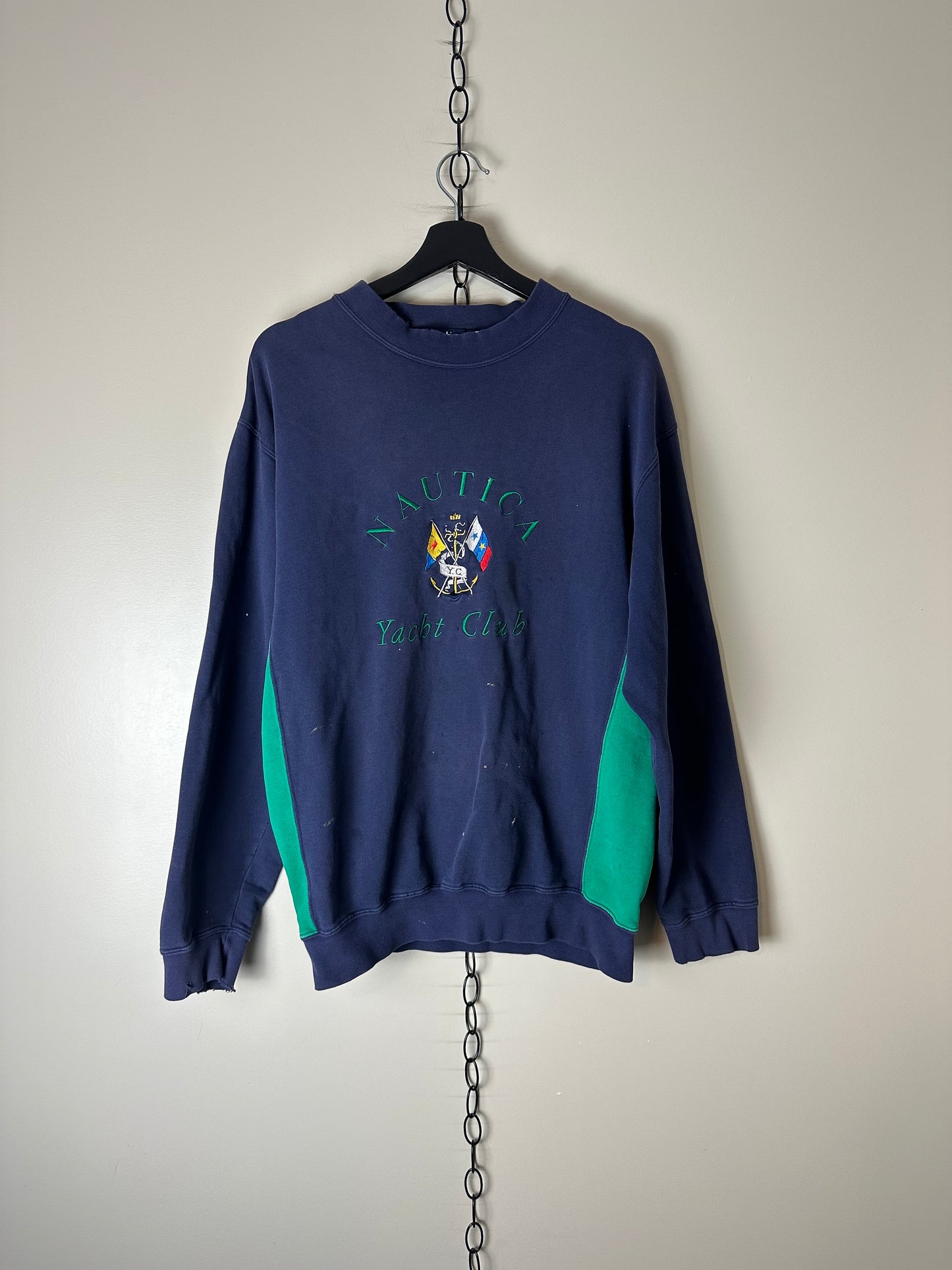 Vintage Nautica Yacht Club Distressed Crewneck - M