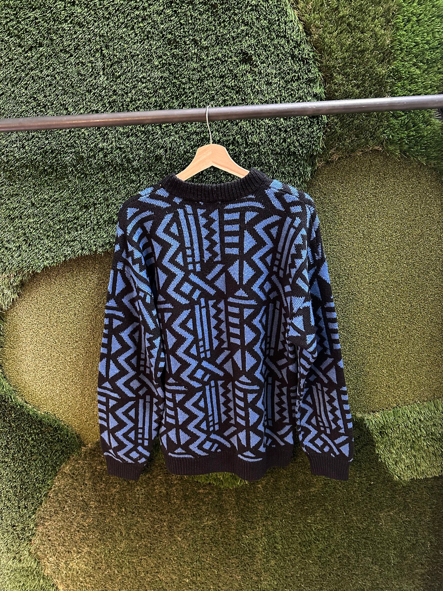 90s Abstract Shapes Pullover Sweater - L