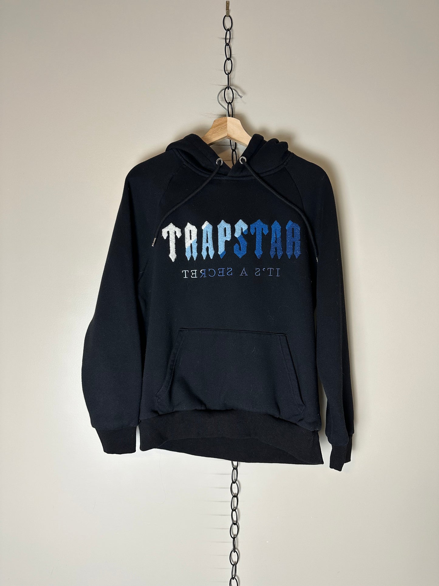 Trapstar Spellout Hoodie - S