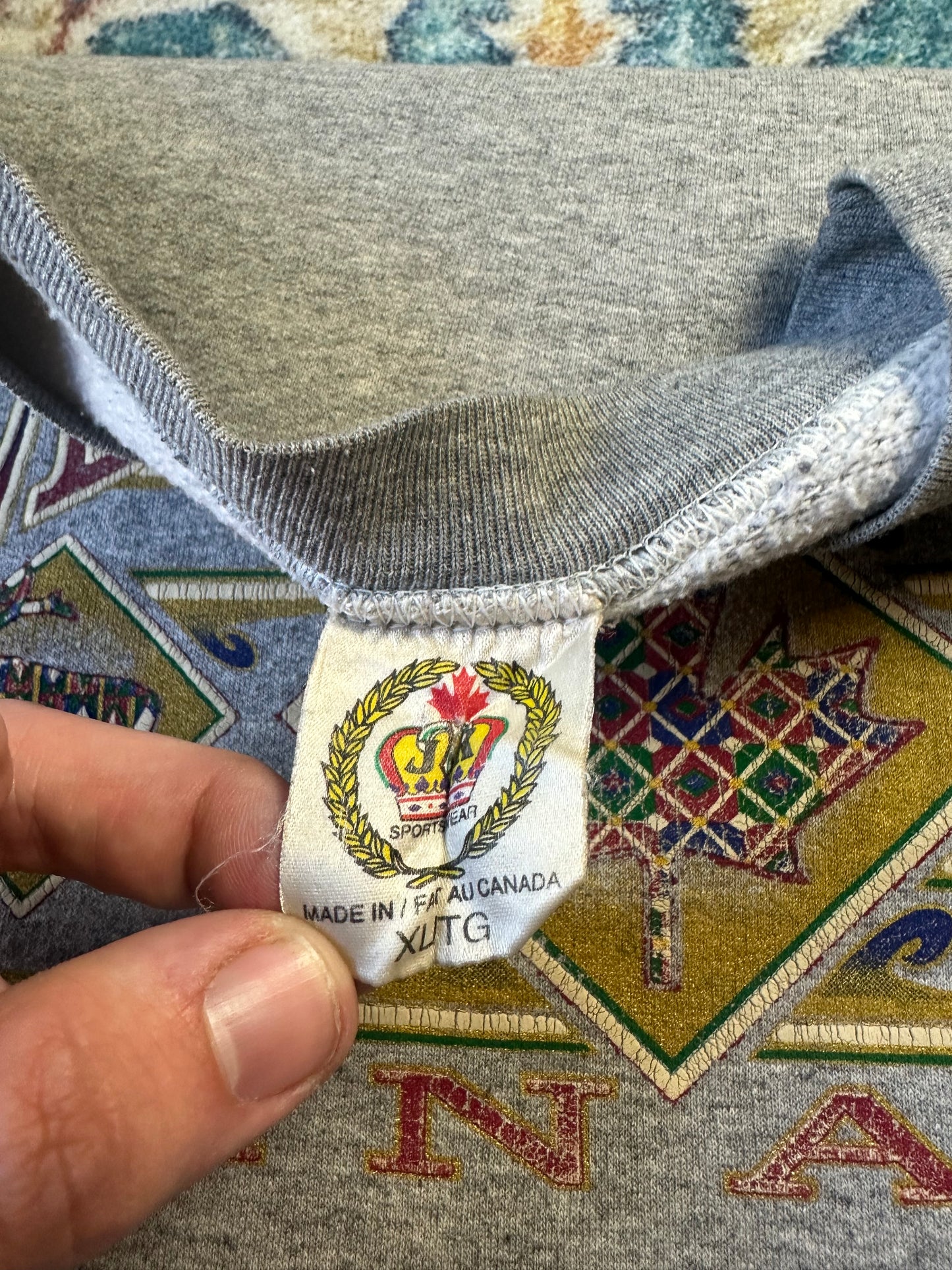 90s Edmonton Canada Crewneck - XL