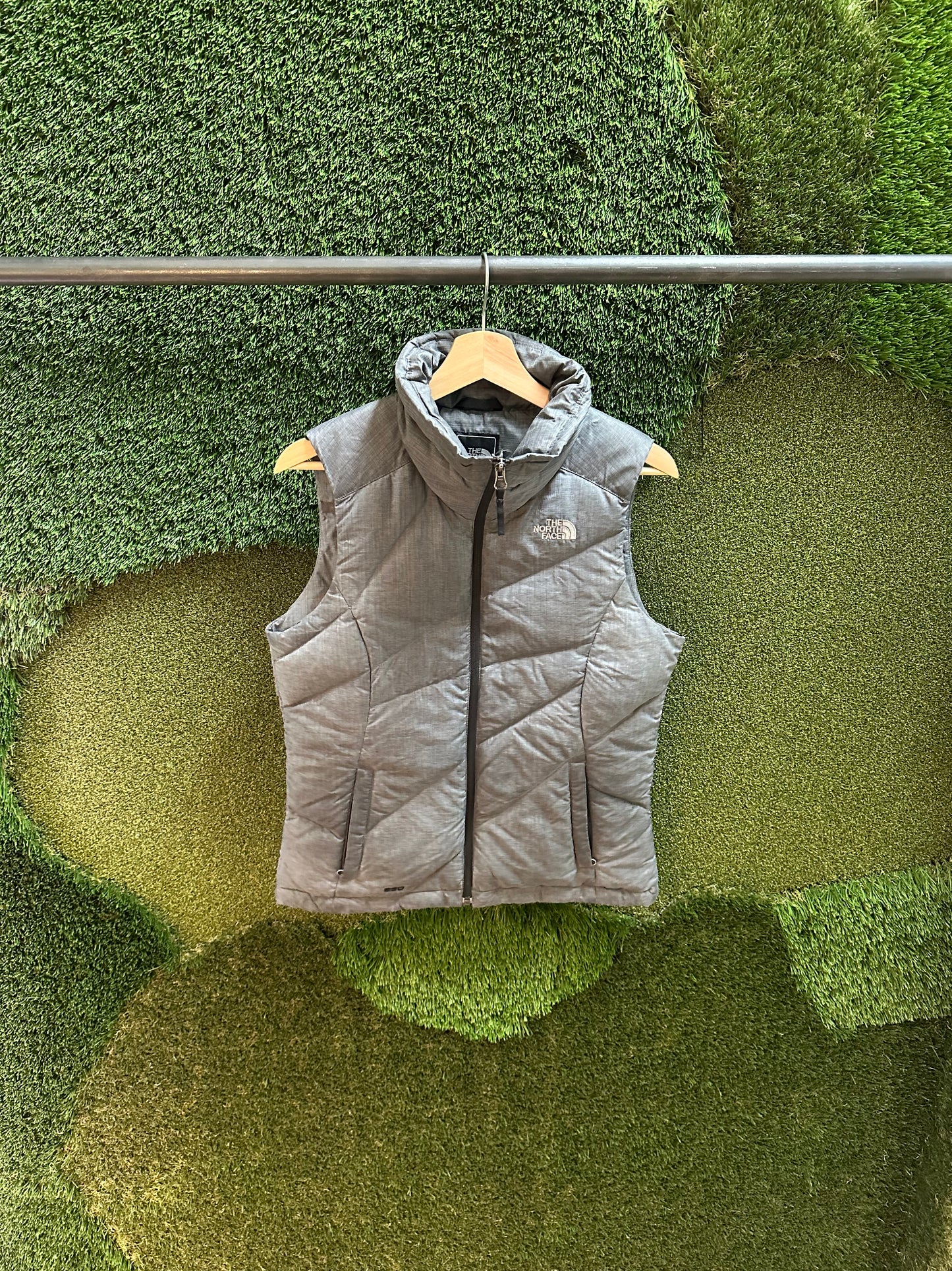 The North Face 550 Puffer Vest - S