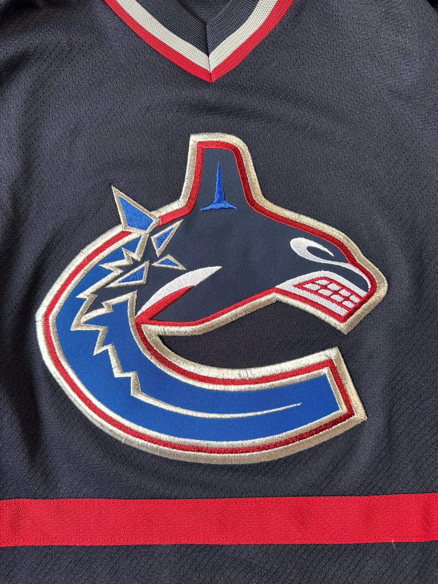 00s CCM NHL Vancouver Canucks Navy Hockey Jersey - S