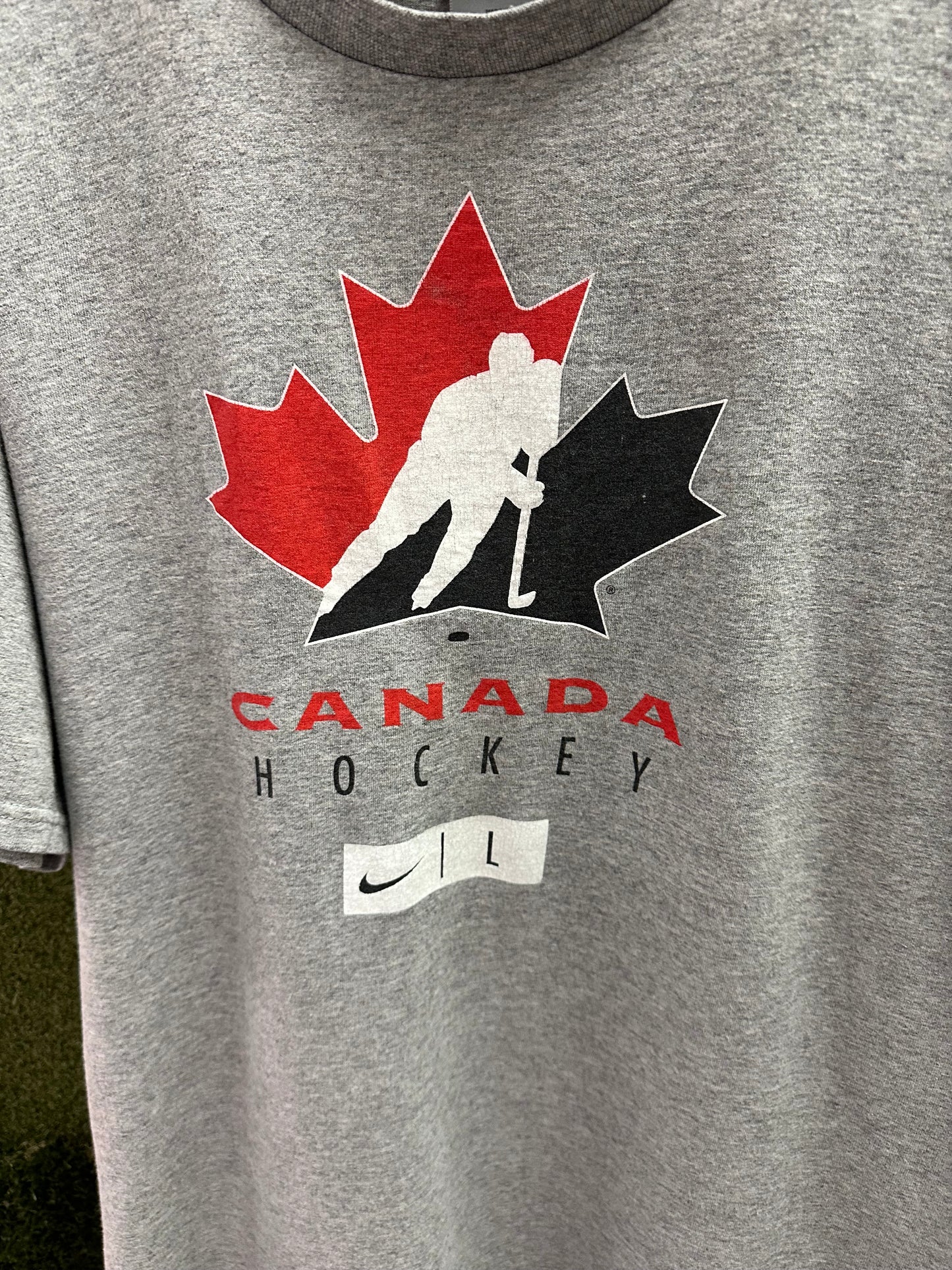 Vintage Nike Team Canada Hockey T-shirt - L