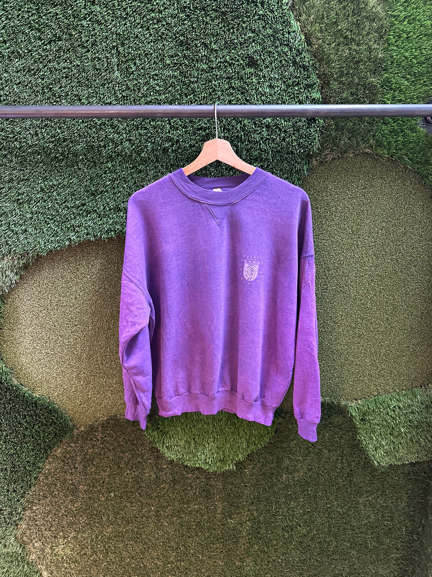 80s Purple Faded Quebec Crest Crewneck - M